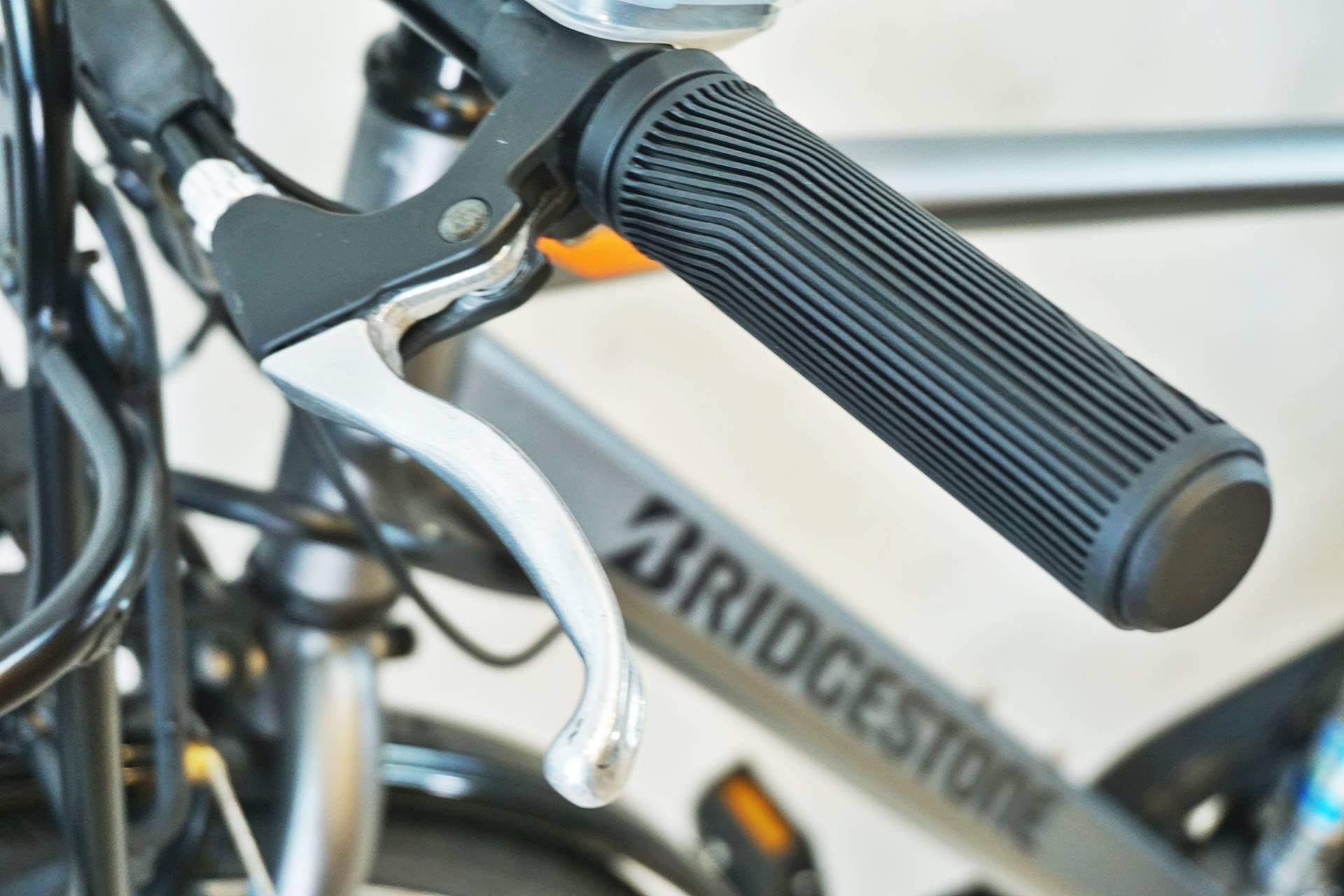 BRIDGESTONE 「ブリヂストン」 TB1e 2023年モデル 電動アシスト自転車 / 有明ガーデン店