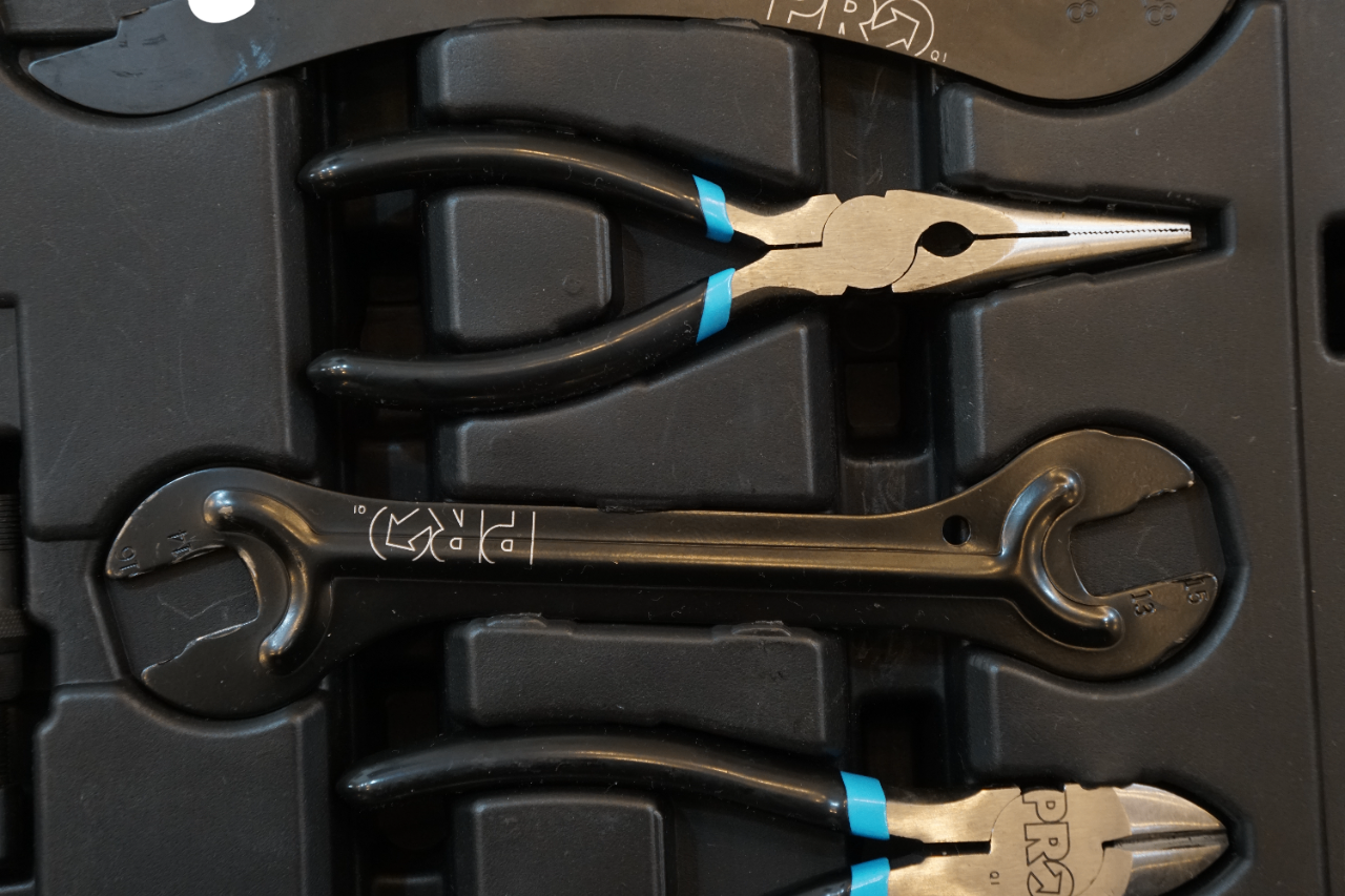SHIMANO 「シマノ」 PRO LARGE ツールボックス / バイチャリ浦和