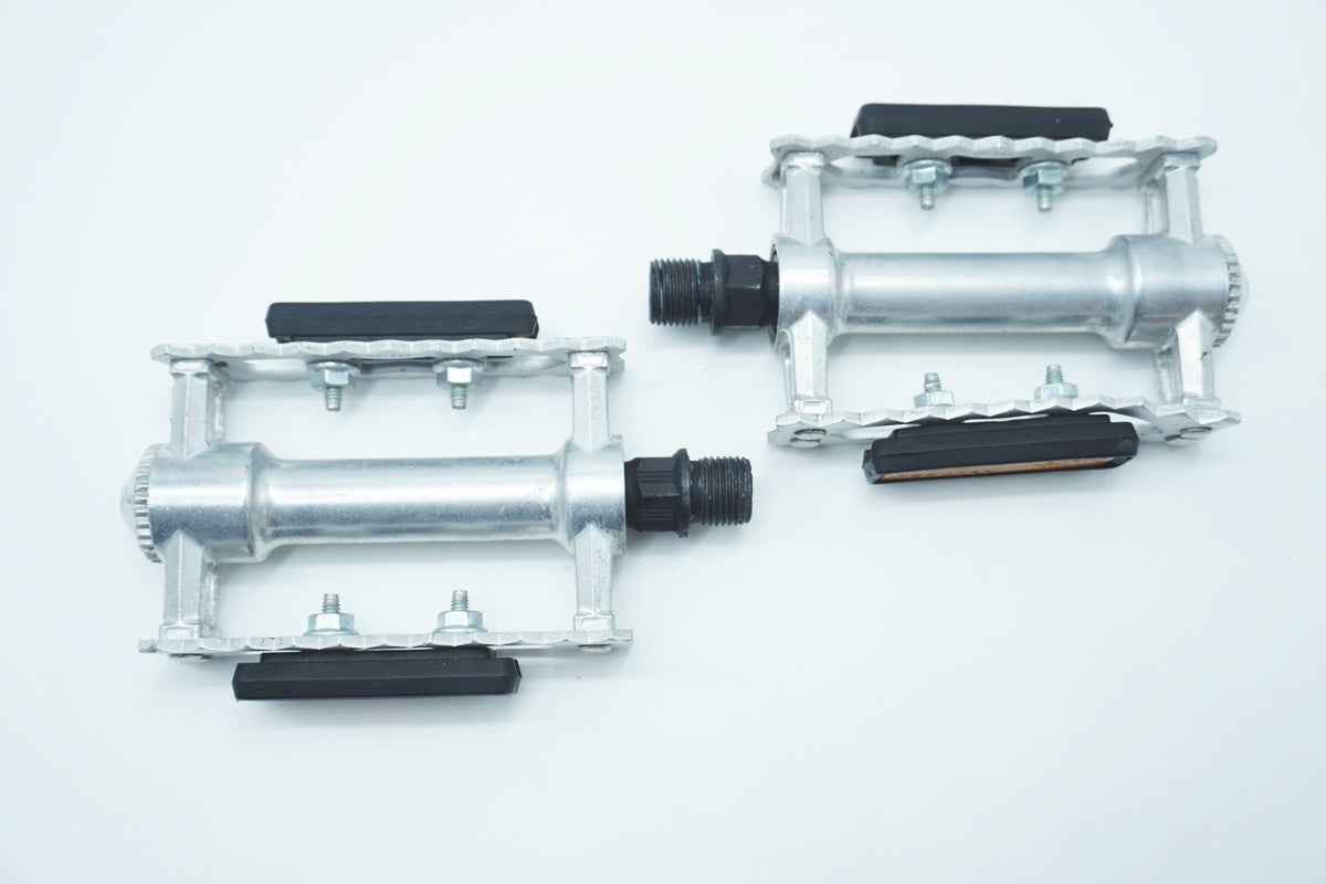 ブランド不明 フラットペダル/ 京都西院店