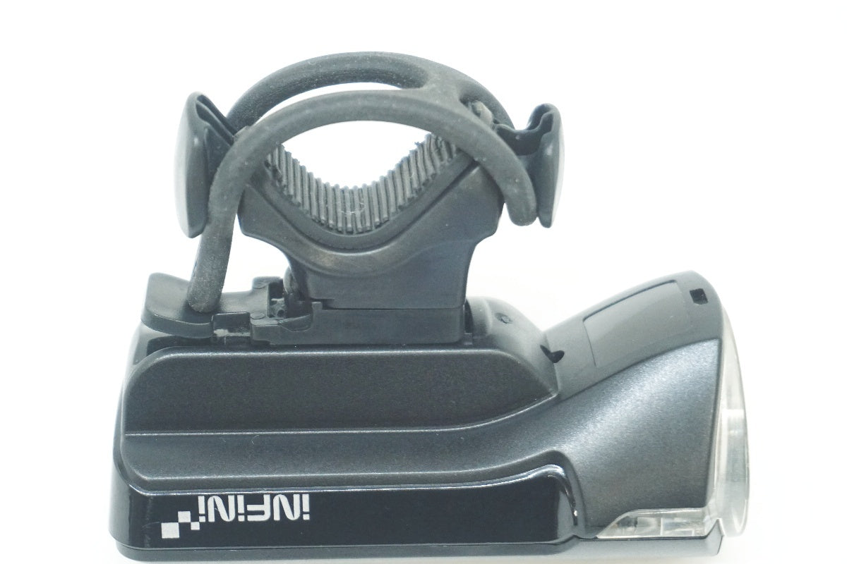 INFINI 「インフィニ」 フロントライト / 大阪美原北インター店