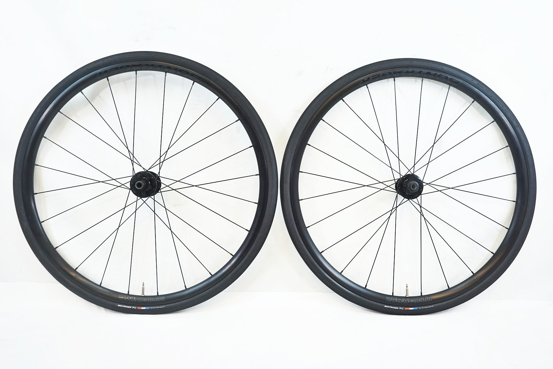 美品✨シマノ対応クリンチャー11s BONTRAGER 「ボントレガー」 PARADIGM シマノ 11S ディスク