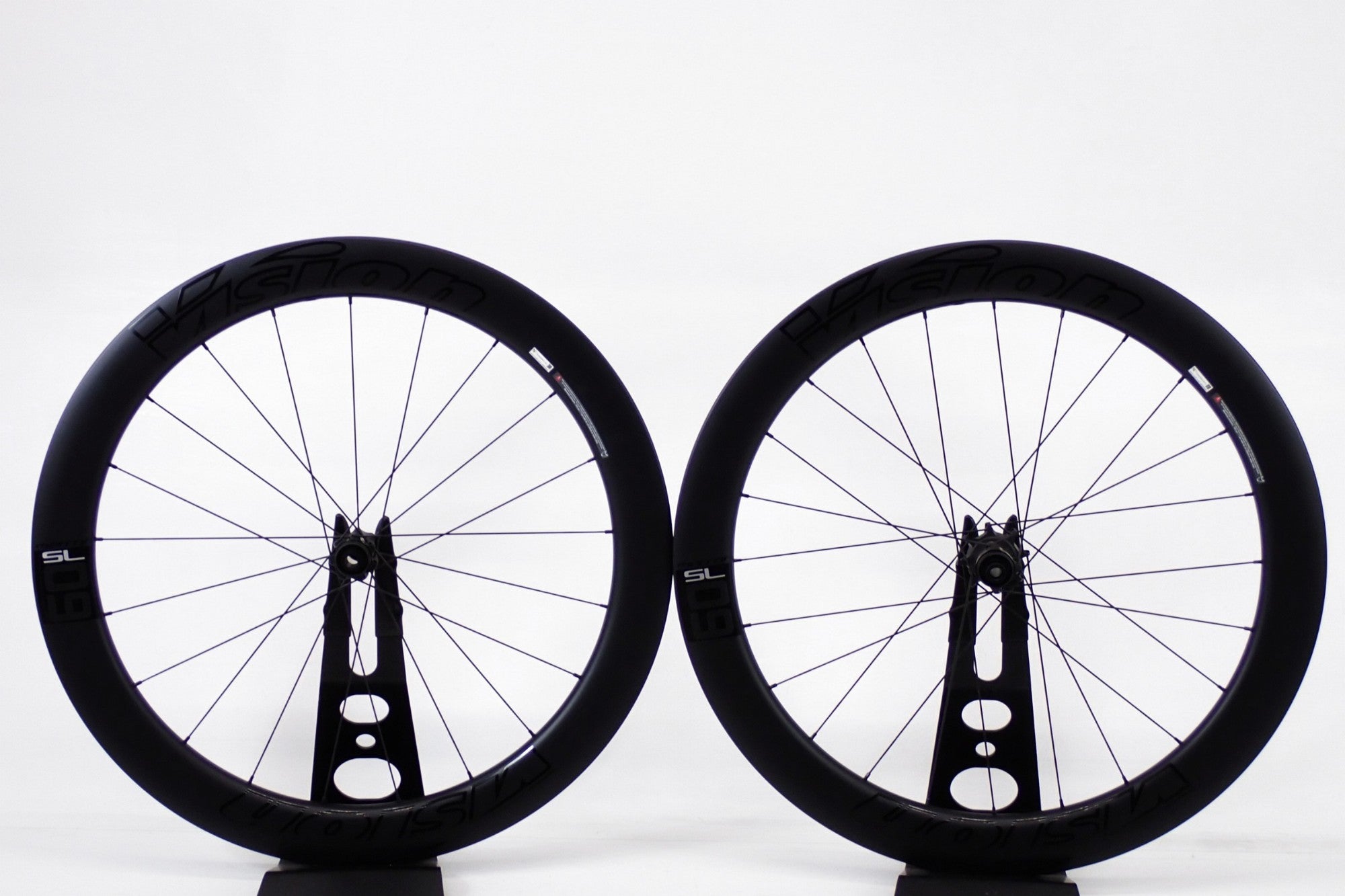 VISION 「ヴィジョン」 METRON 60 SL DISC シマノ11速 ホイールセット