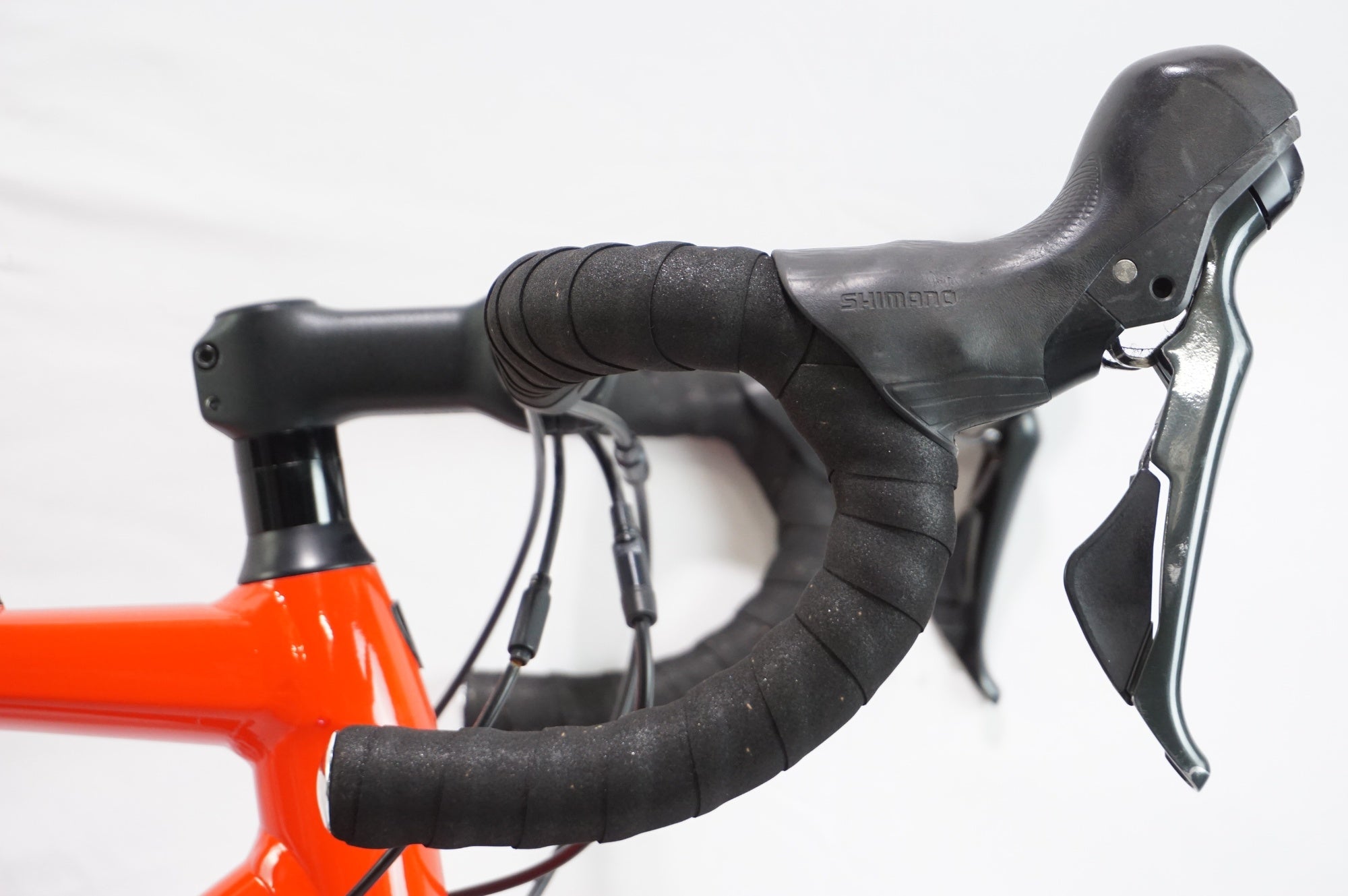 TREK 「トレック」 DOMANE AL4 DISC 2021年モデル ロードバイク