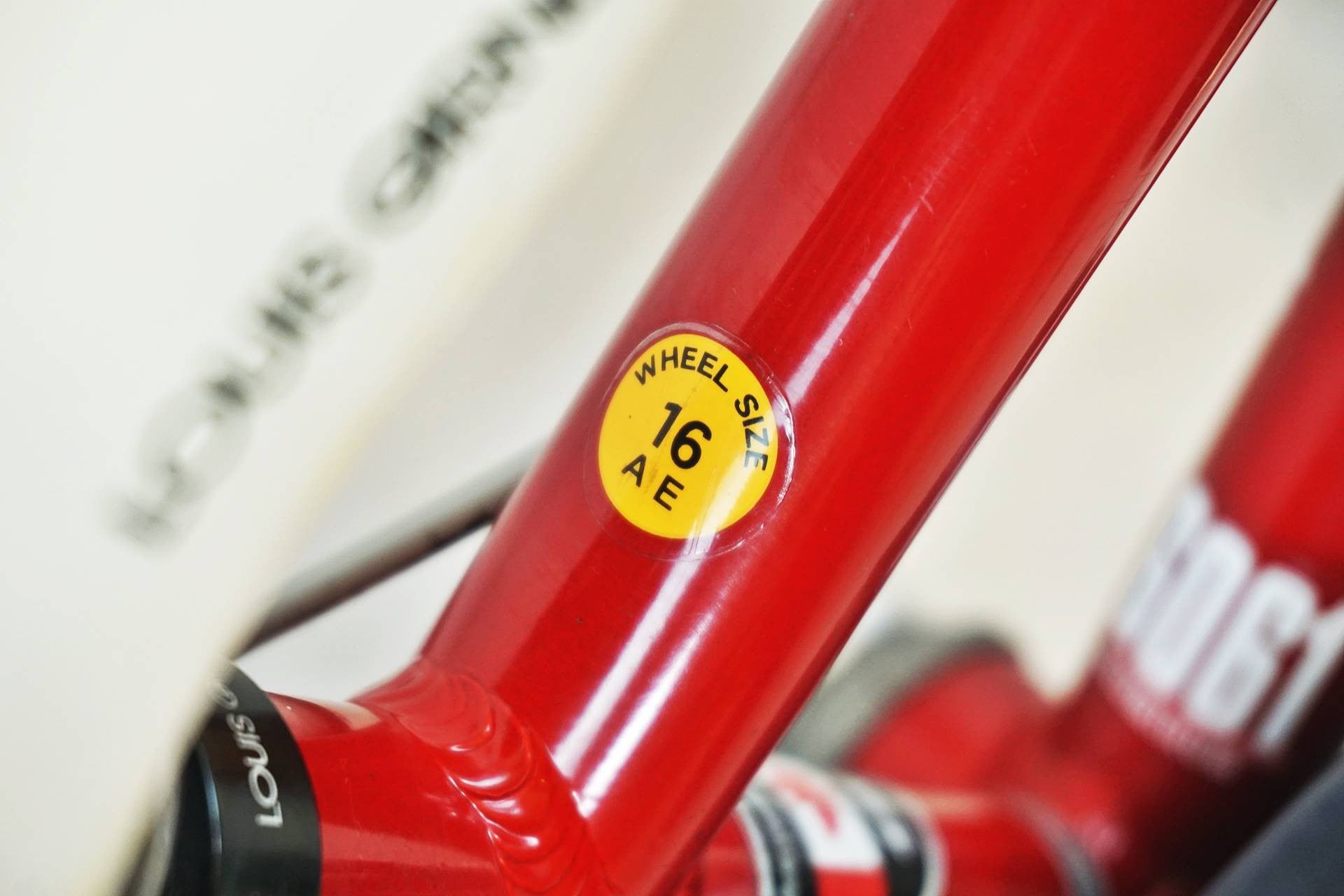 LOUIS GARNEAU 「ルイガノ」 J16 2015年モデル 16インチ キッズバイク / 有明ガーデン店