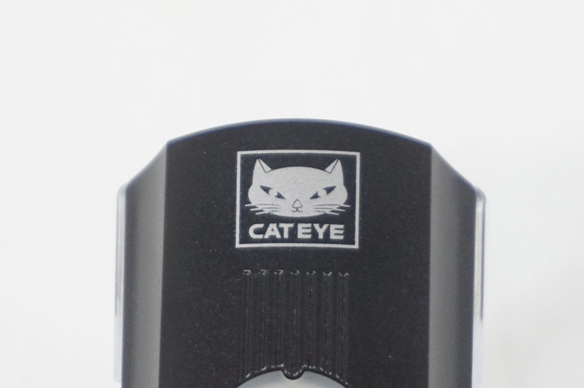 CATEYE 「キャットアイ」 AMPP300N フロントライト / 阪急塚口店