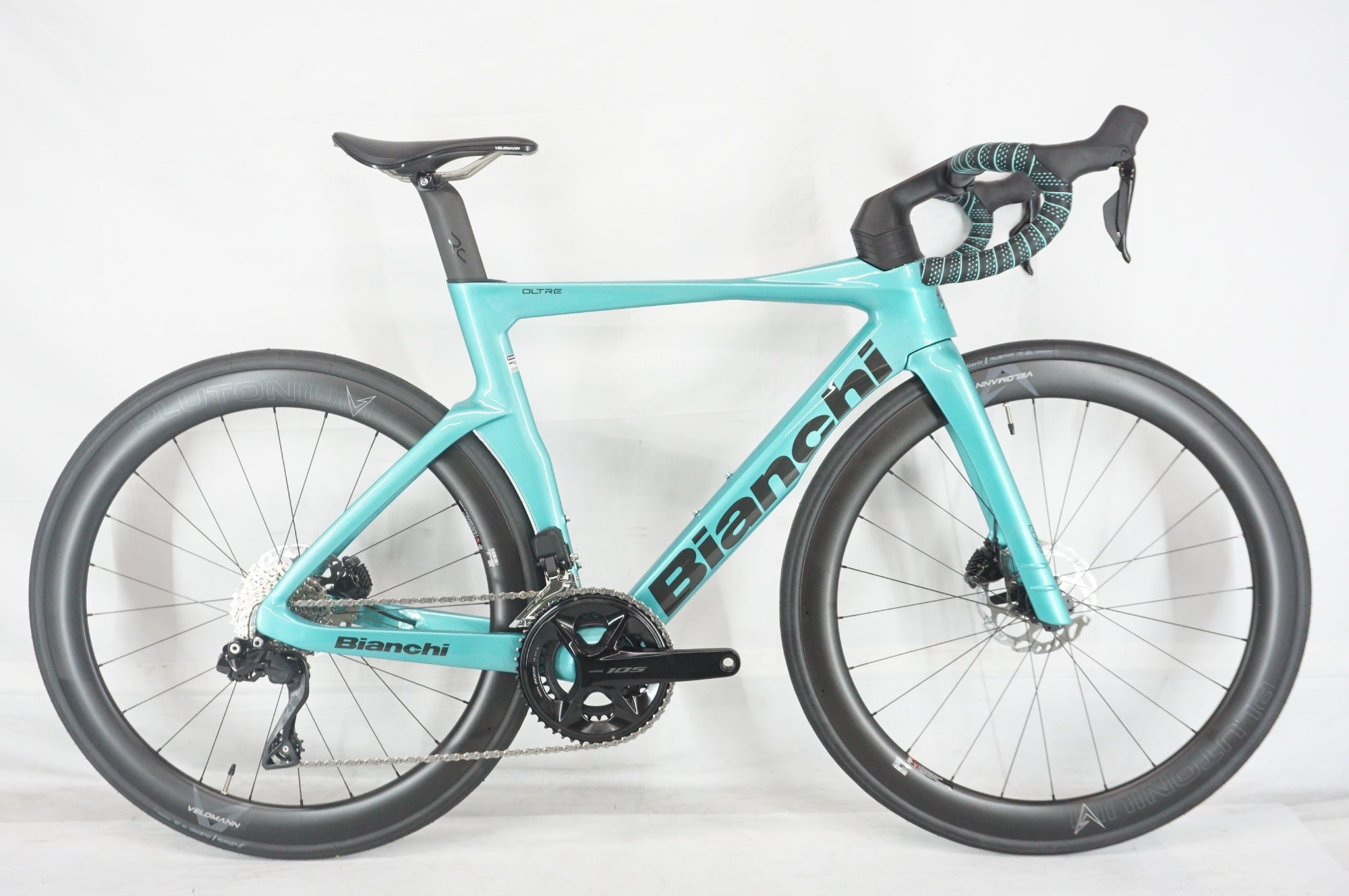 BIANCHI 「ビアンキ」 OLTRE COMP 105 Di2 2025年モデル ロードバイク / 阪急塚口店