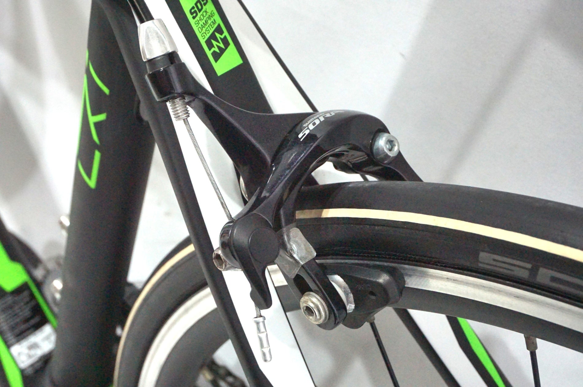自転車本体 SCOTT CR1 30 2016 SCOTT 「スコット」 CR1 30 2016年モデル ロードバイク / AKIBA