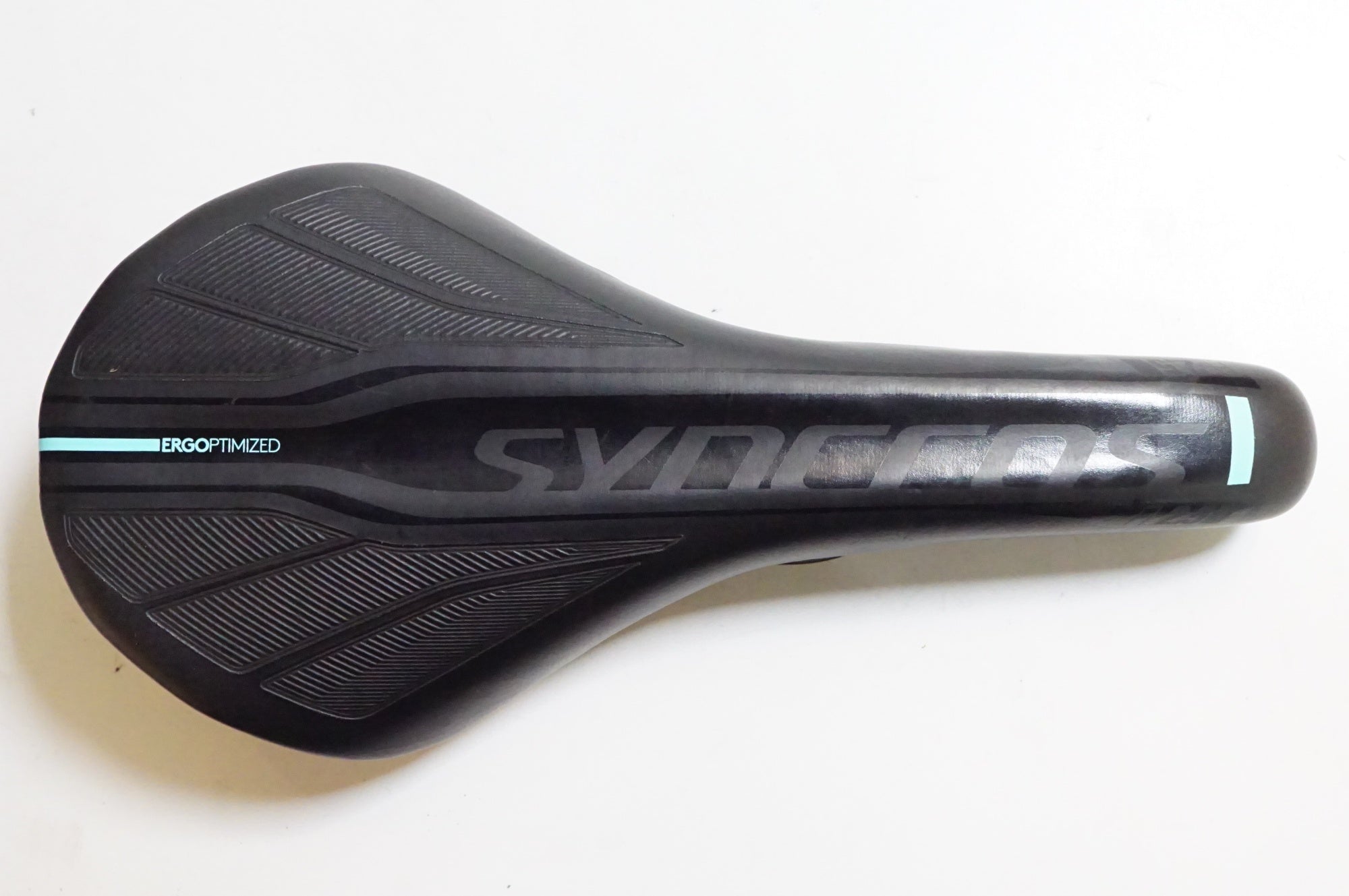 SYNCROS 「シンクロス」 FL2.5 サドル / 熊谷本店