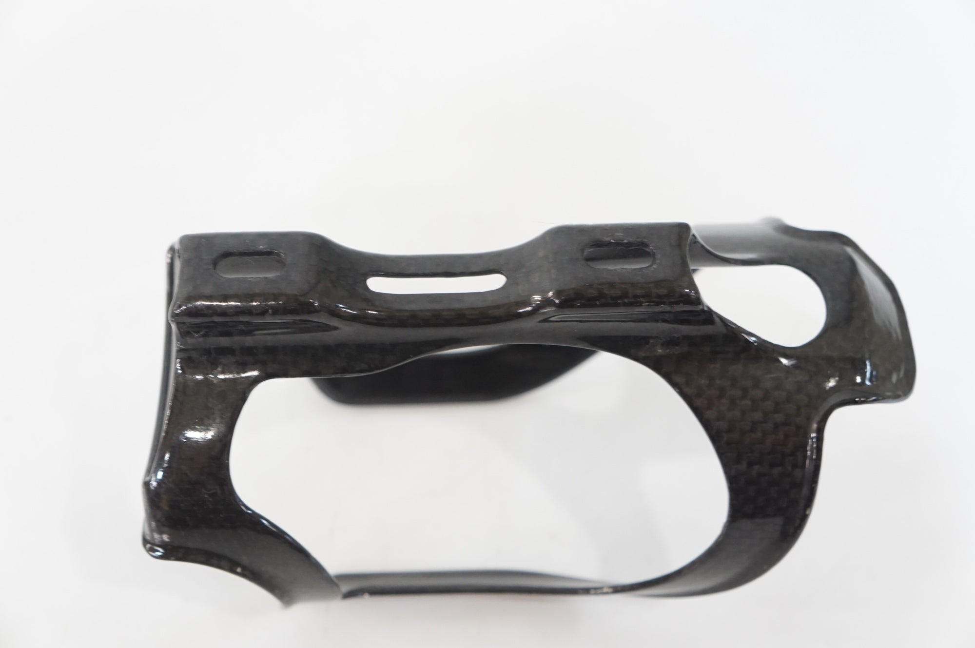 LEZYNE 「レザイン」 ROAD DRIVE CARBON CAGE ボトルケージ / 大宮店