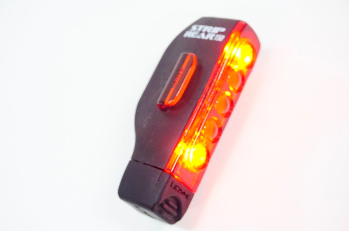 LEZYNE 「レザイン」 400XL STRIP REAR 150 ライトセット / 名古屋大須店