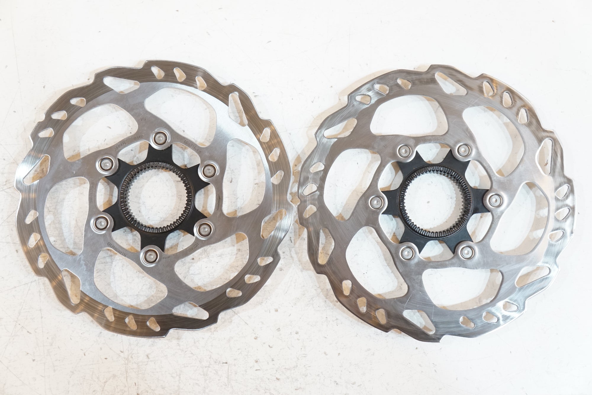 SHIMANO 「シマノ」 SM-RT70-S φ160 ディスクローターセット / バイチャリ浦和ベース