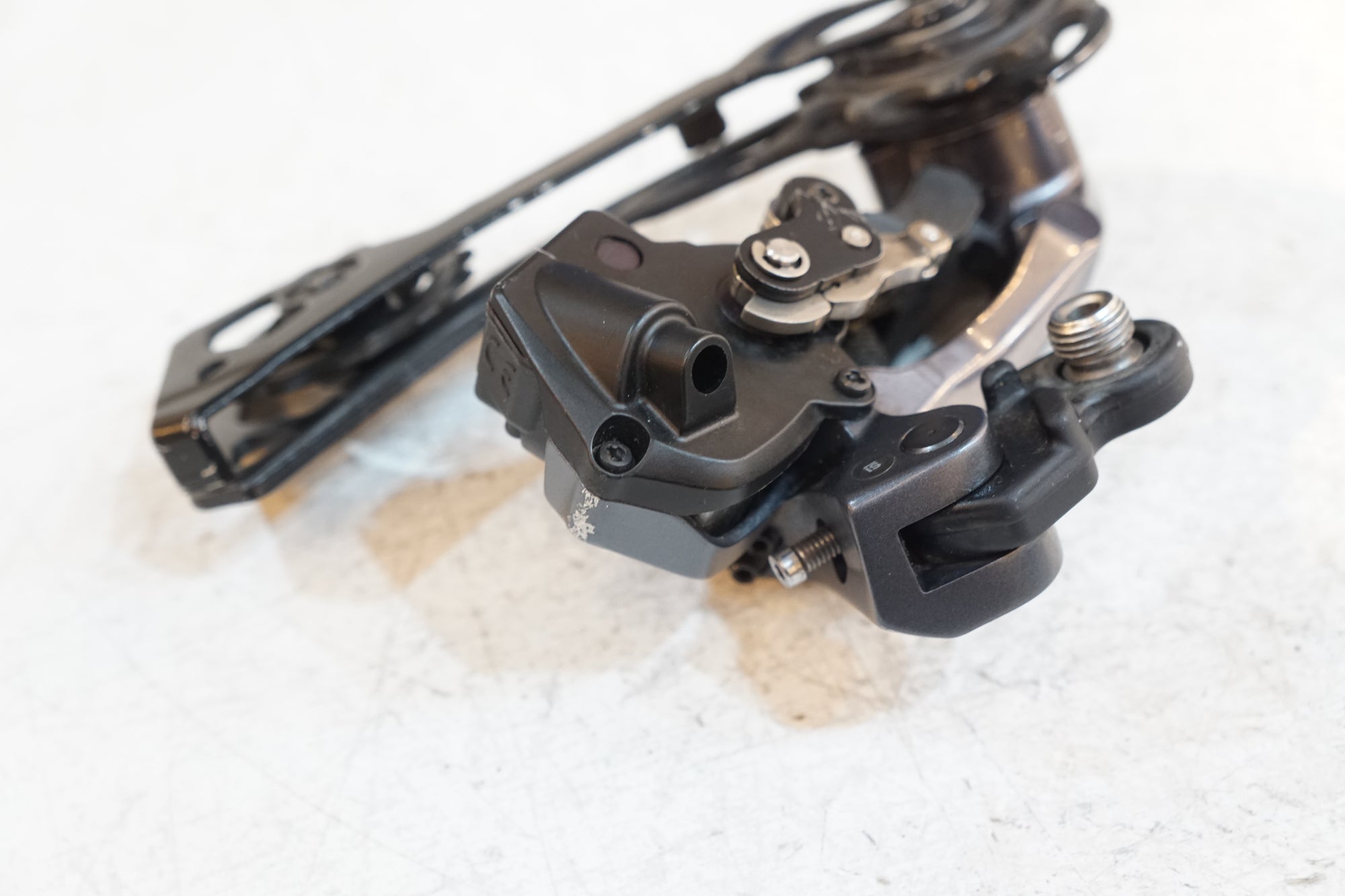 SHIMANO 「シマノ」 ULTEGRA RD-R8050 リアディレイラー / バイチャリ