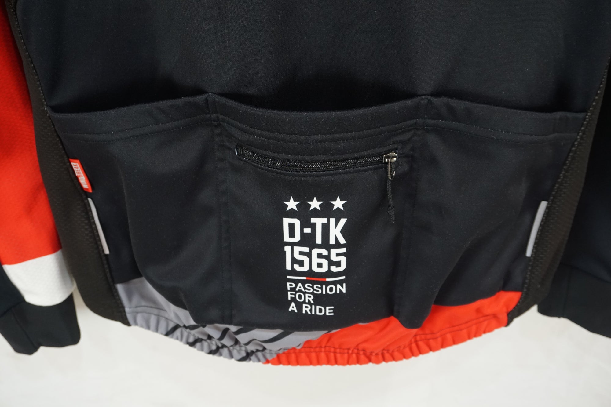Pearl Izumi サイクルジャケット Lサイズ レッド/ブラック PEARL IZUMI 「パール イズミ」 Lサイズ ウィンタージャケット
