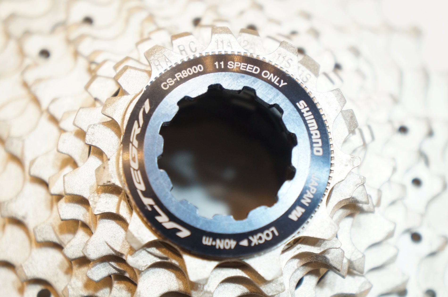 SHIMANO 「シマノ」 ULTEGRA CS-R8000 11-30T 11S スプロケット / バイチャリ浦和ベース