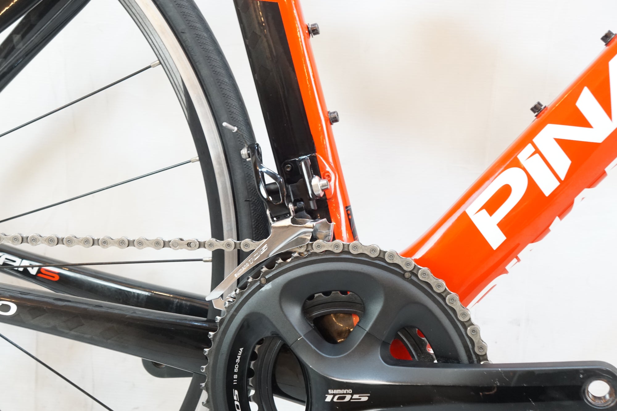 ■PINARELLO ピナレロ GAN S SHIMANO 105 2017 PINARELLO 「ピナレロ」 GAN S 105 2017年モデル ロードバイク