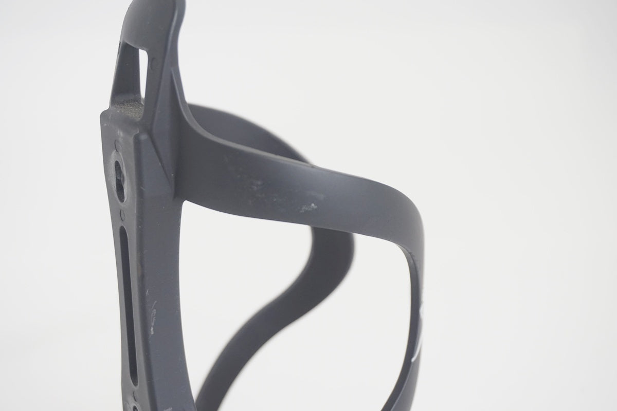 GUEE 「グイ―」 DUAL BOTTLE CAGE ボトルケージ / 京都八幡店