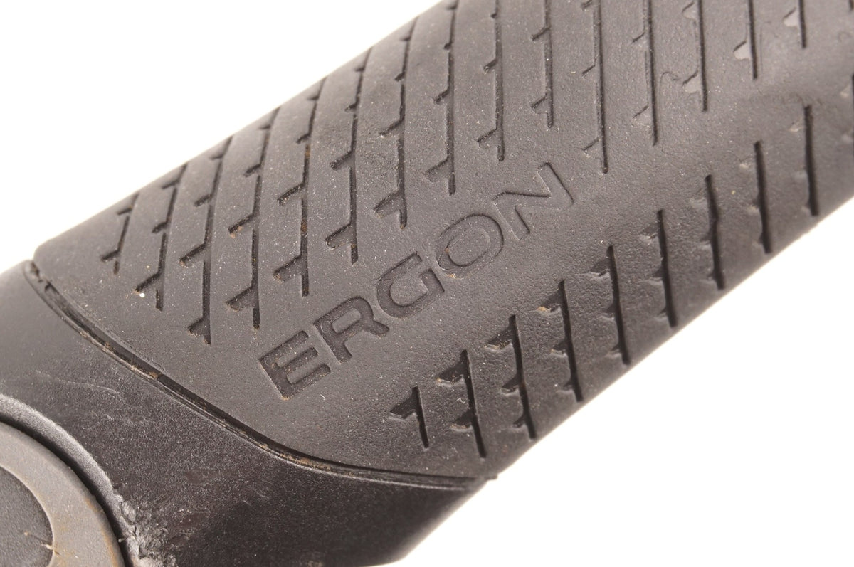 ERGON 「エルゴン」 GP3 グリップ / 中目黒店