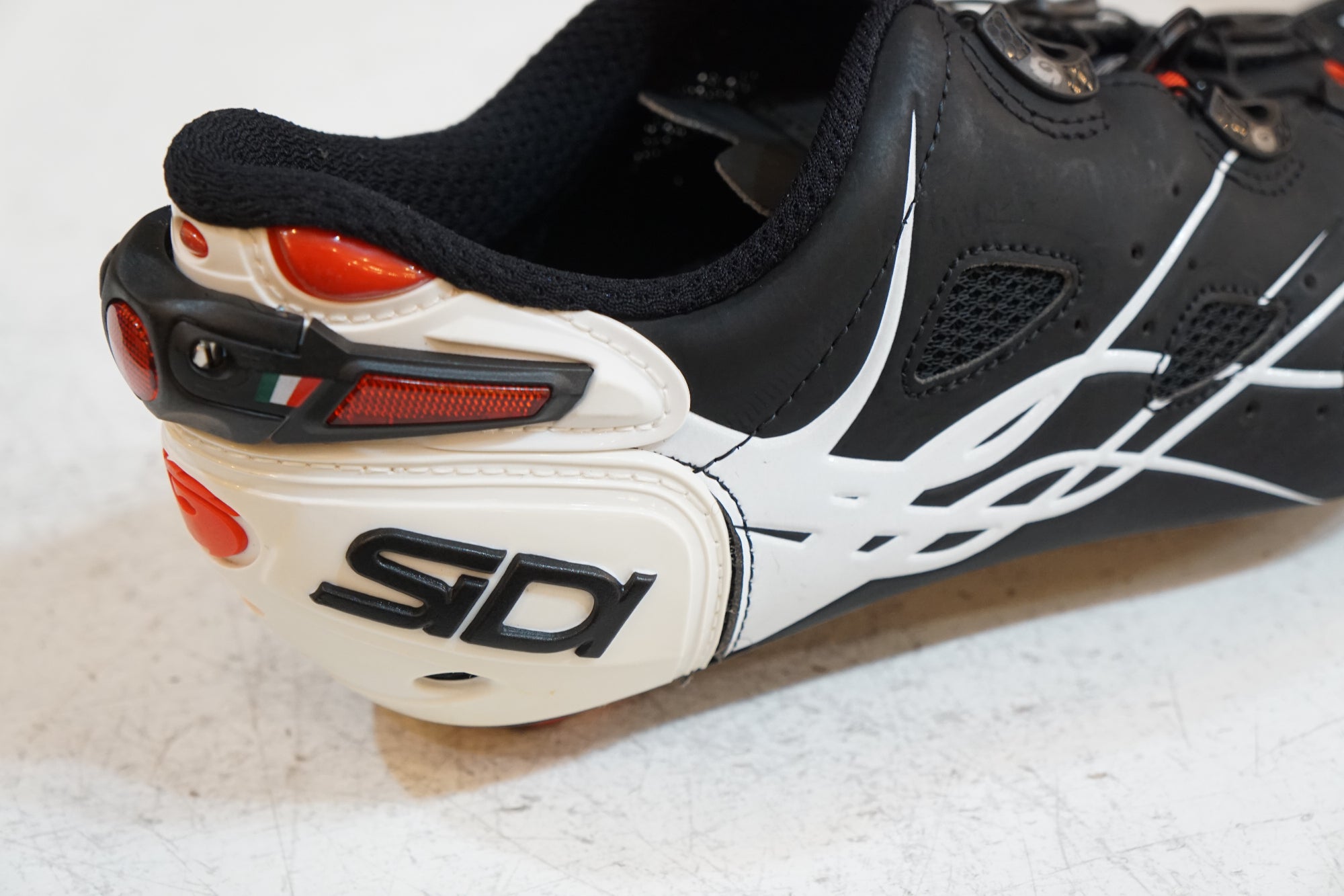 SIDI 「シディ」 VENT CARBON SOLE 42 シューズ / バイチャリ浦和ベース