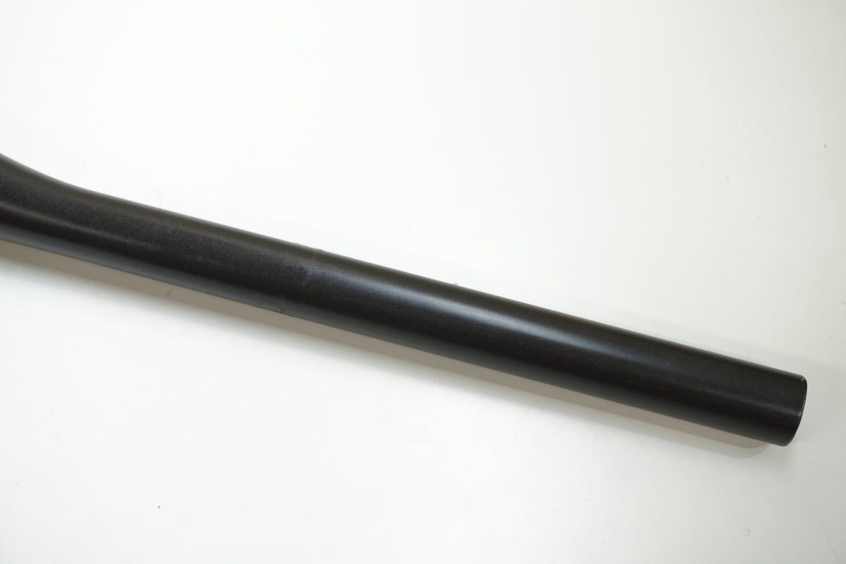 ジャンク 3T 「スリーティー」  カーボン φ31.8 640mm フラットバーハンドル / 大宮店