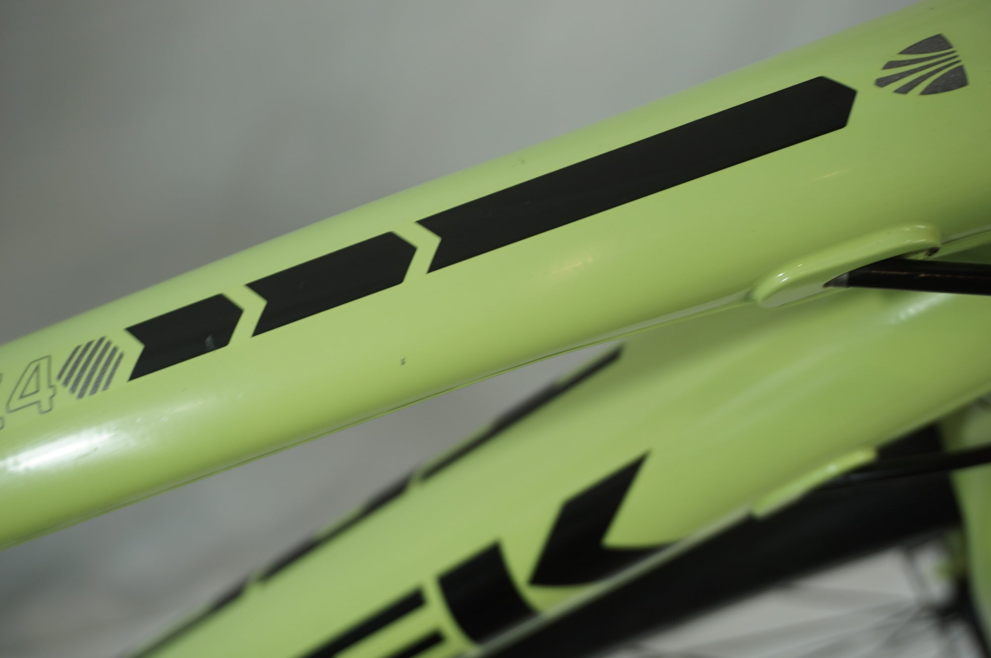 樋口 TREK 7.4 スポーツサイクル グリーン ボルトグリーン三兄弟 次兄 TREK 7.4FX | Cycle Shop Nakahara