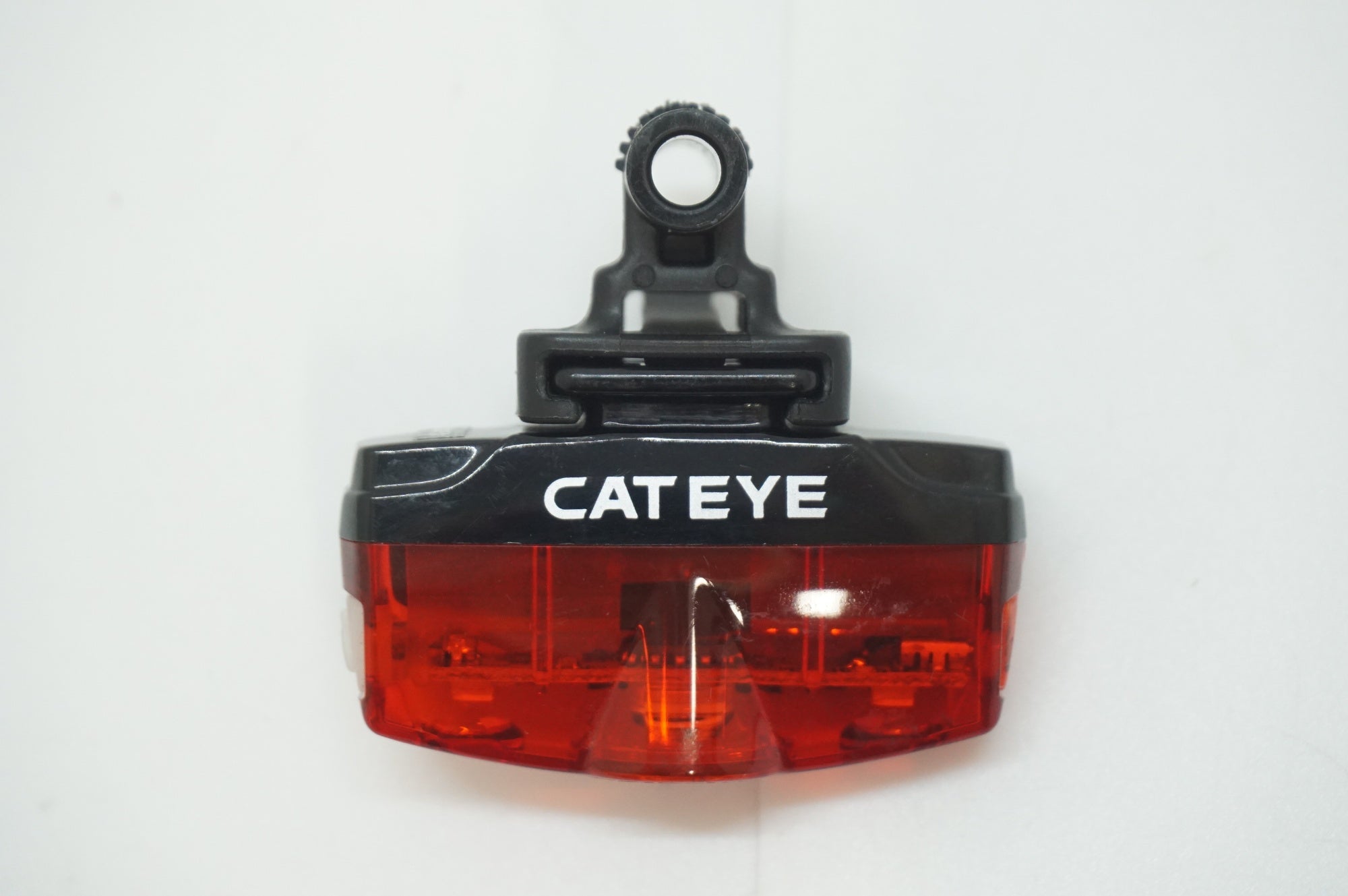 CATEYE 「キャットアイ」 TL-LD635 リアライト / 福岡店