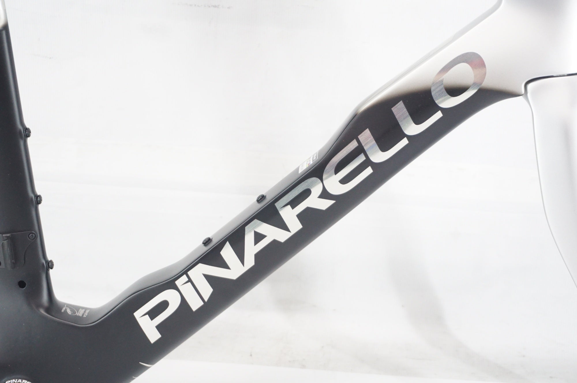 PINARELLO 「ピナレロ」 DOGMA F DISK 2022年モデル フレームセット / 阪急塚口店