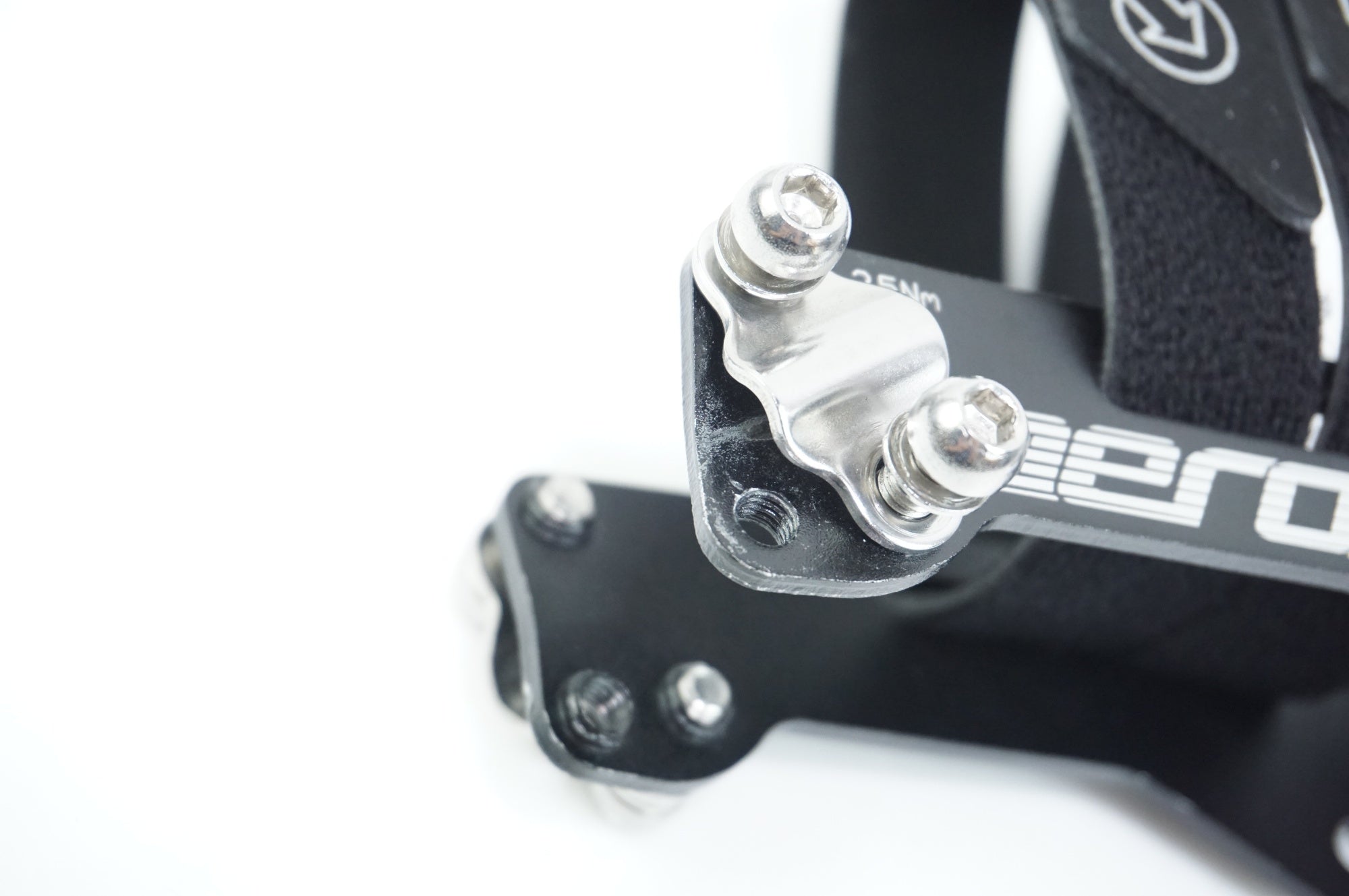 SHIMANO 「シマノ」 PRO AEROFUEL トライアスロンサドルマウントケージ / 中目黒店