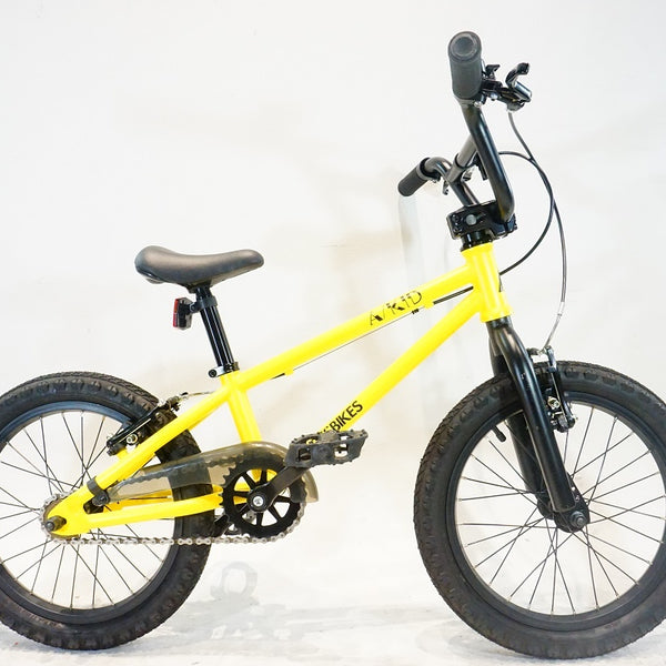 ARESBIKES 「アーレスバイク」 A/KID 2019年ごろモデル 16インチ BMX / 横浜戸塚店 ｜ バイチャリ公式オンラインショップ  【スポーツ自転車買取販売専門店】