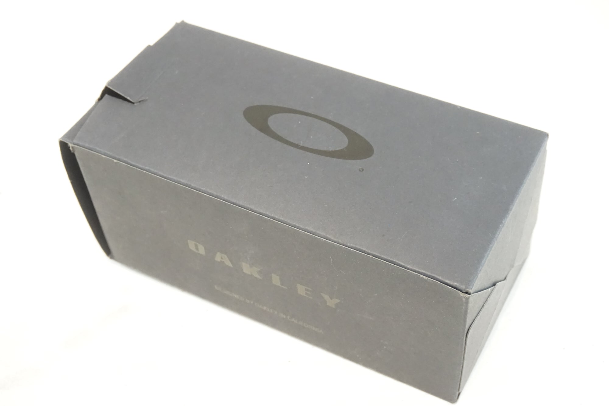 OAKLEY 「オークリー」 EVZERO PATH アイウェア / 横浜戸塚店
