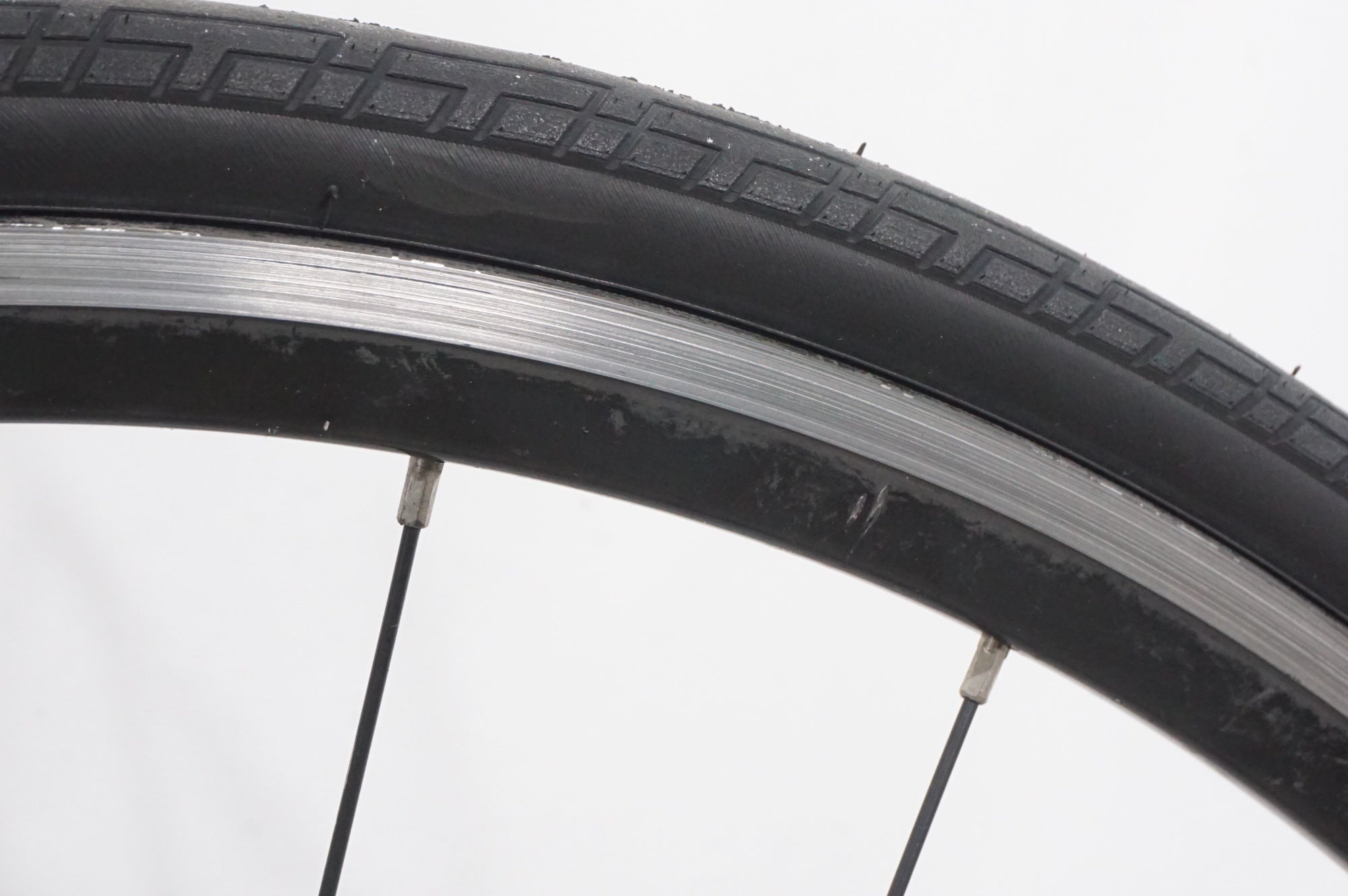 GIANT 「ジャイアント」 ESCAPE R3 2021年モデル クロスバイク / AKIBA店