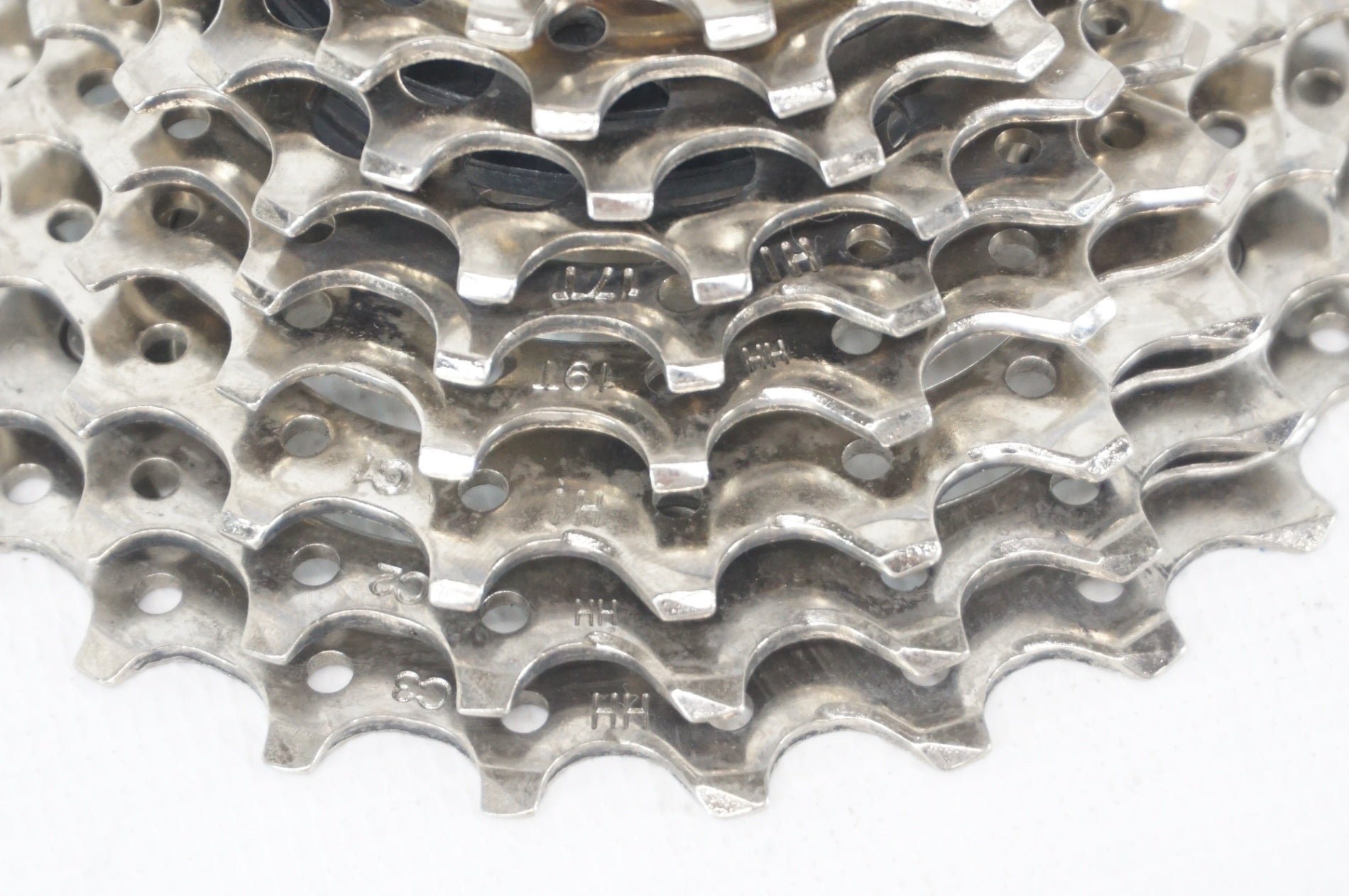 SHIMANO 「シマノ」 CS-5600 12-25T スプロケット / 阪急塚口店