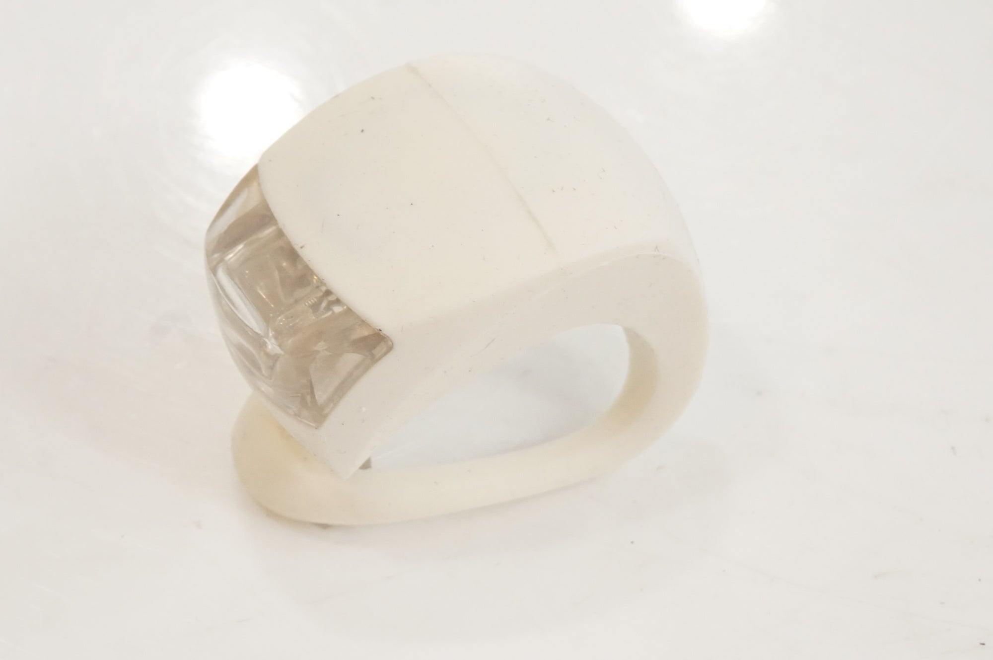 KNOG 「ノグ」 フロントライト / 大宮店