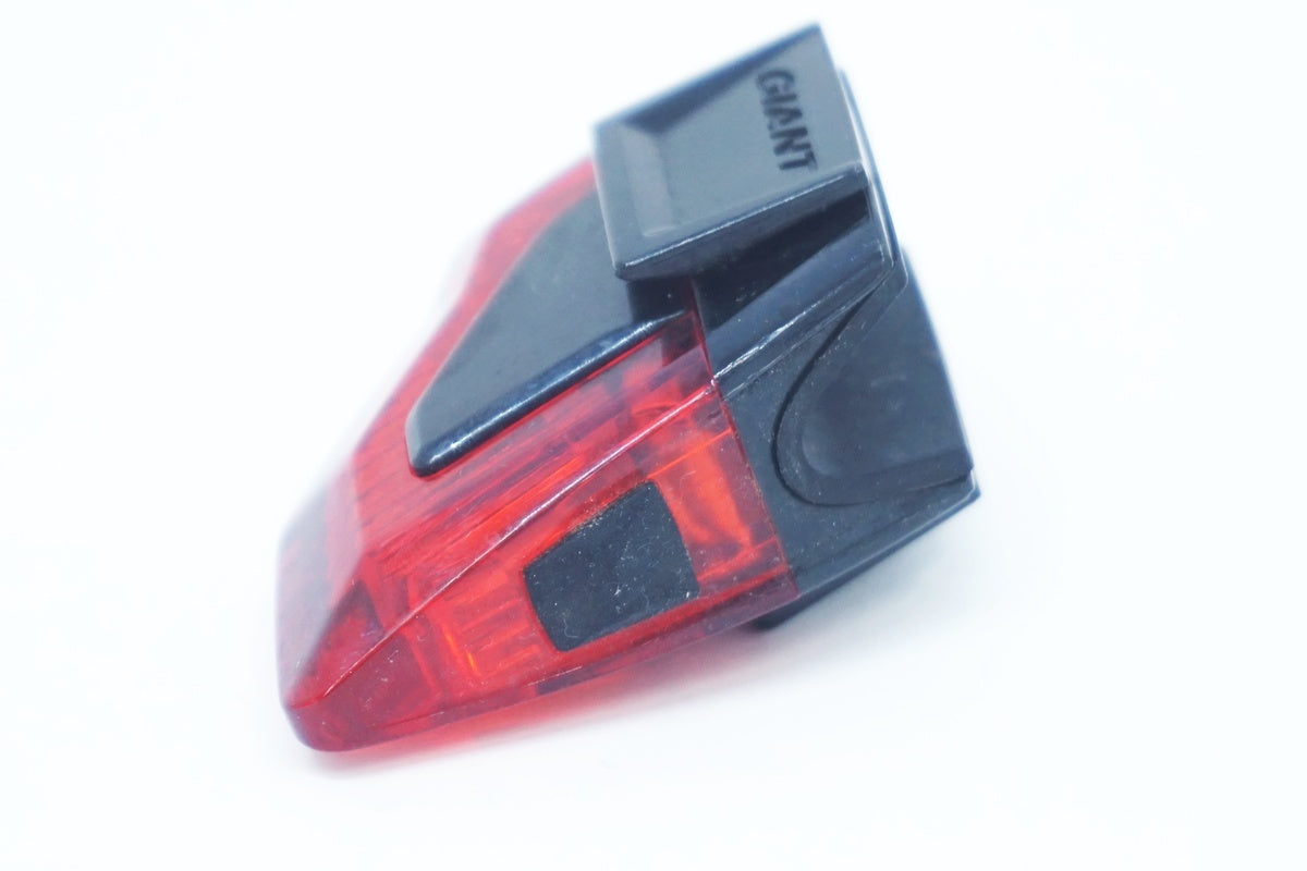 GIANT 「ジャイアント」 リアライト / 大阪美原北インター店