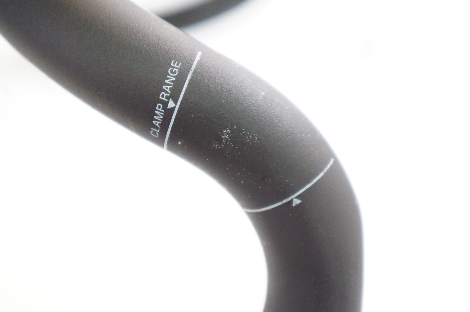 DIXNA 「ディズナ」 J-FIT ARC WAVY DROP φ31.8 400mm ハンドル / 熊谷本店