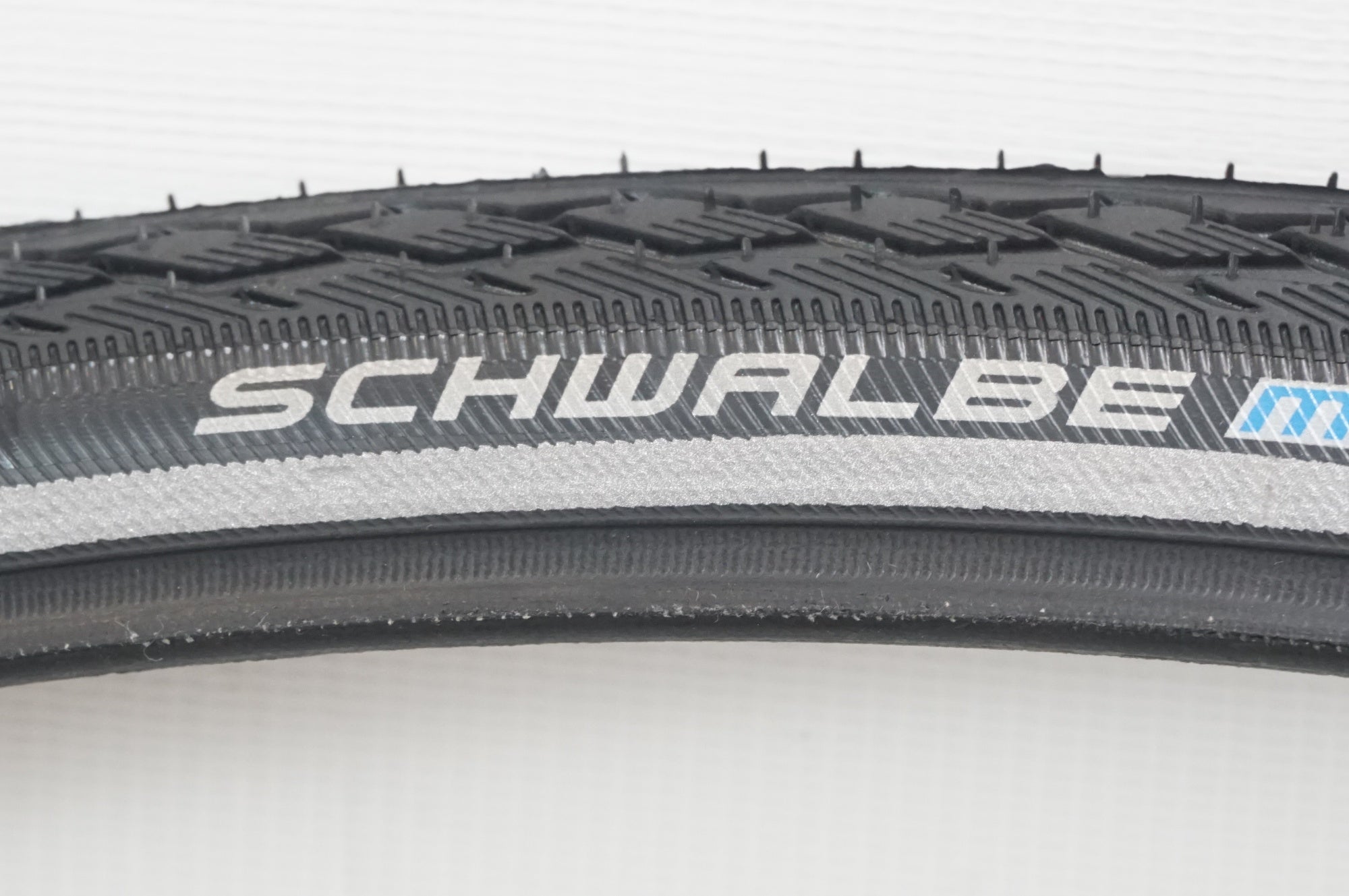 SCHWALBE 「シュワルベ」 MARATHON 700×28C タイヤ / 福岡店
