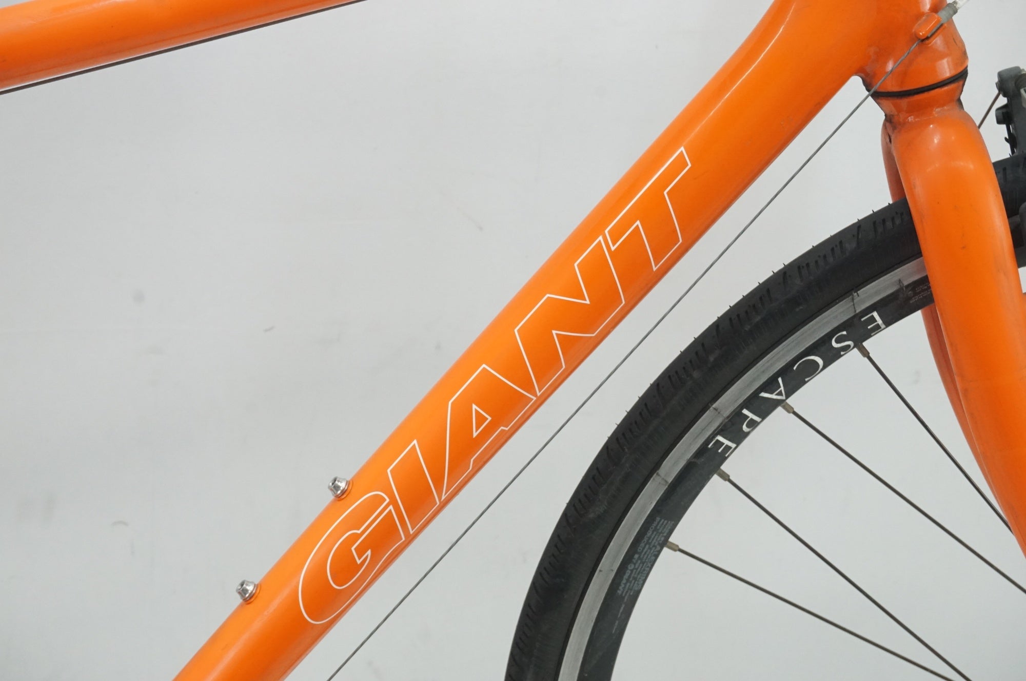 GIANT　ジャイアント クロスバイク　エスケイプ　ジャンク　引取限定 ジャンク GIANT 「ジャイアント」 ESCAPE R3.1 2012年モデル クロス