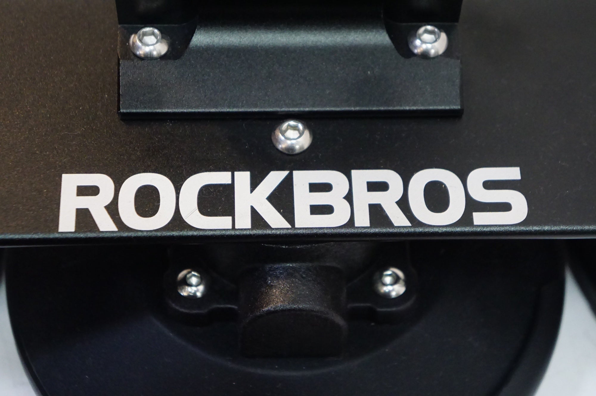 ROCKBROS 「ロックブロス」 吸盤式ルーフキャリア / 熊谷本店