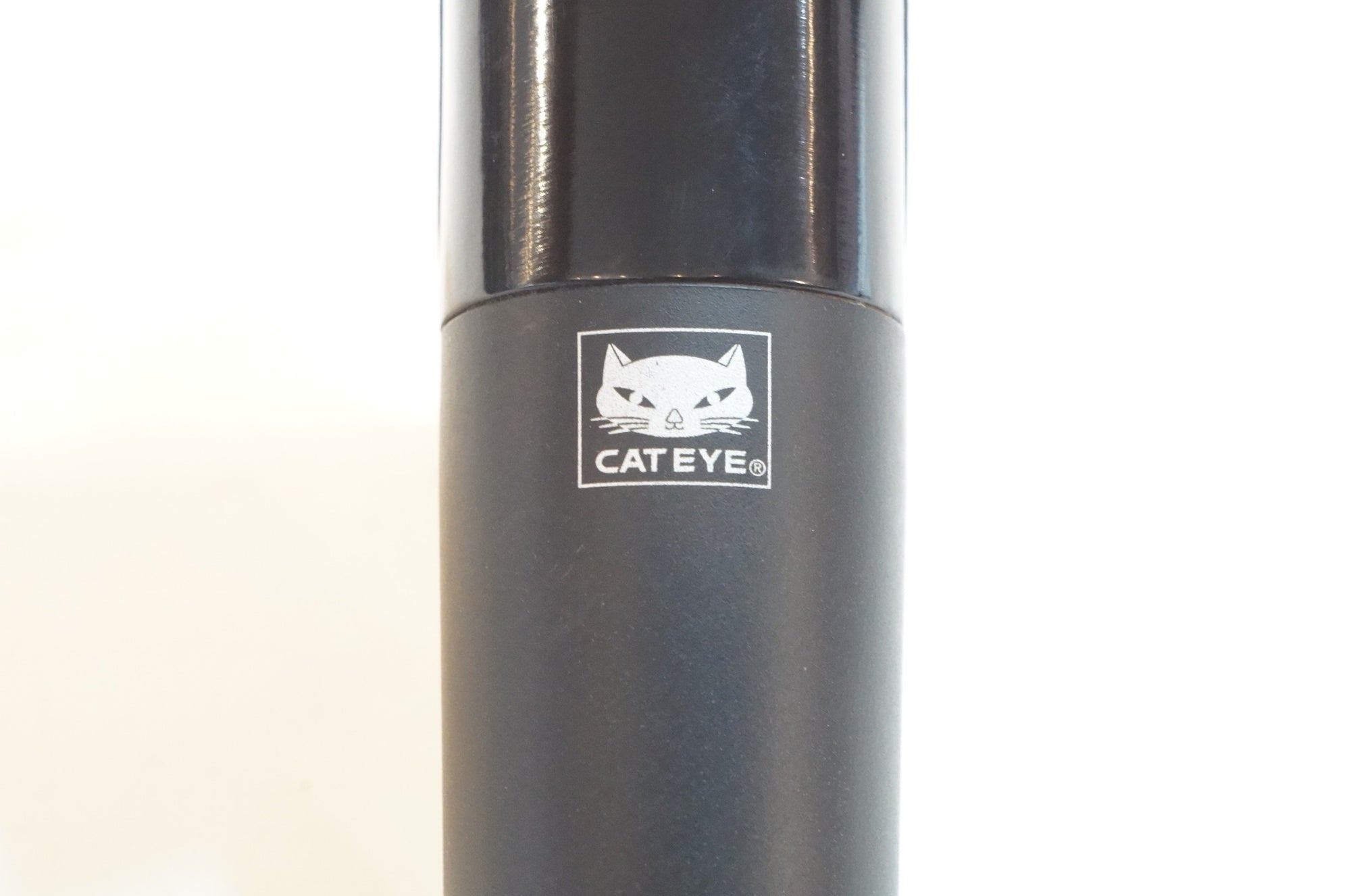 CATEYE 「キャットアイ」 VOLT400 フロントライト / 浦和ベース