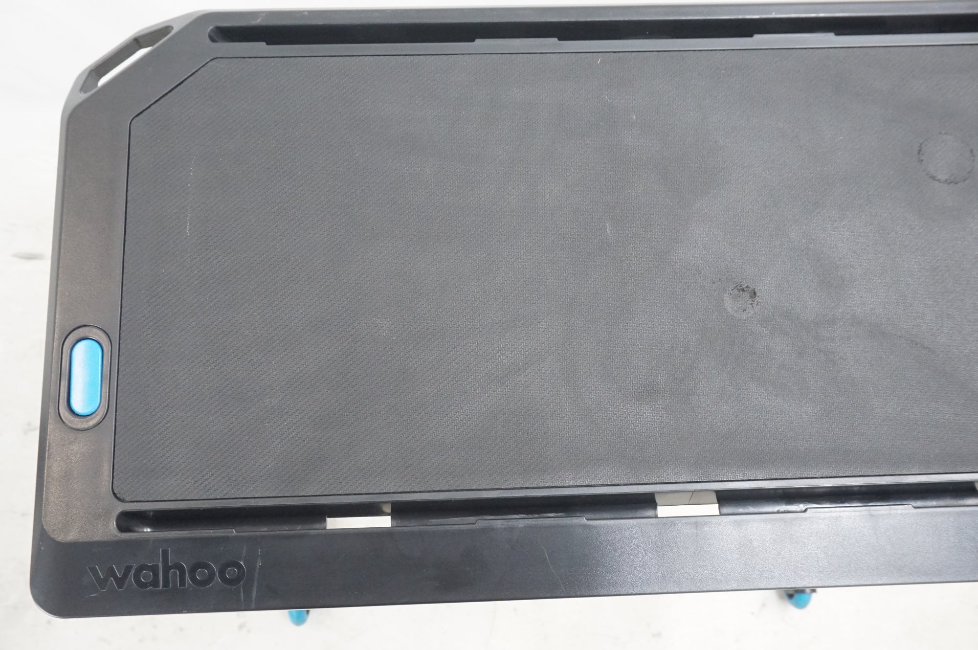 WAHOO 「ワフー」 KICKR インドアサイクリングデスク / 福岡店