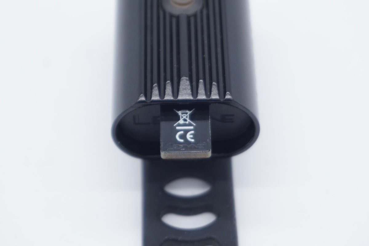 LEZYNE 「レザイン」 600XL フロントライト / 滋賀大津店