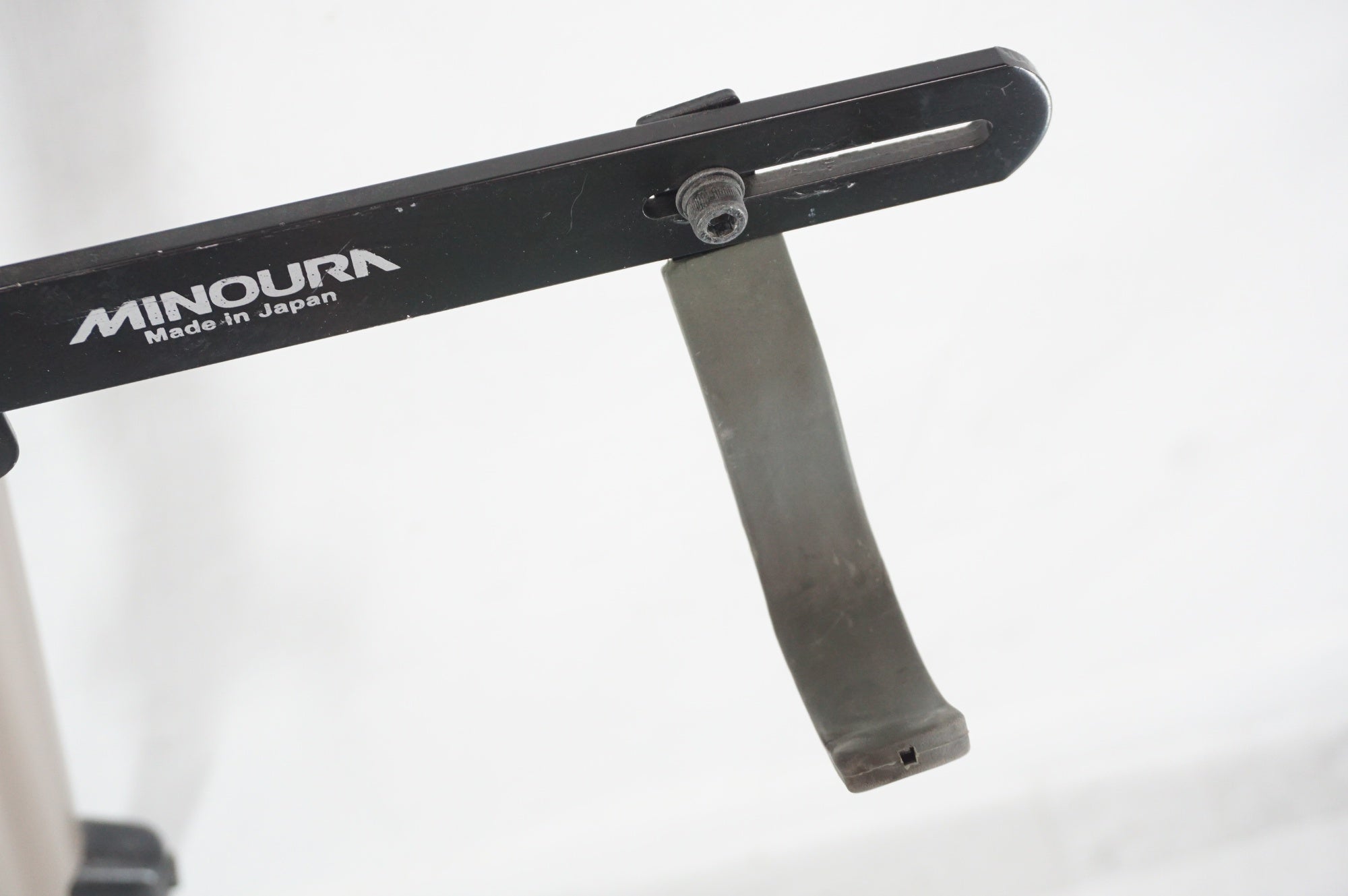 MINOURA 「ミノウラ」 グラビティスタンド / 阪急塚口店