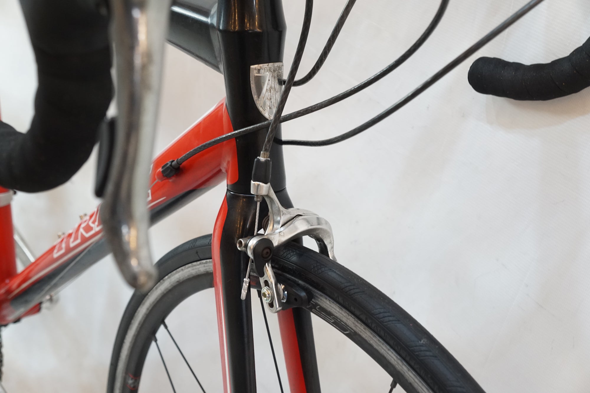 TREK 「トレック」 2.1C 2009年モデル ロードバイク / バイチャリ浦和ベース