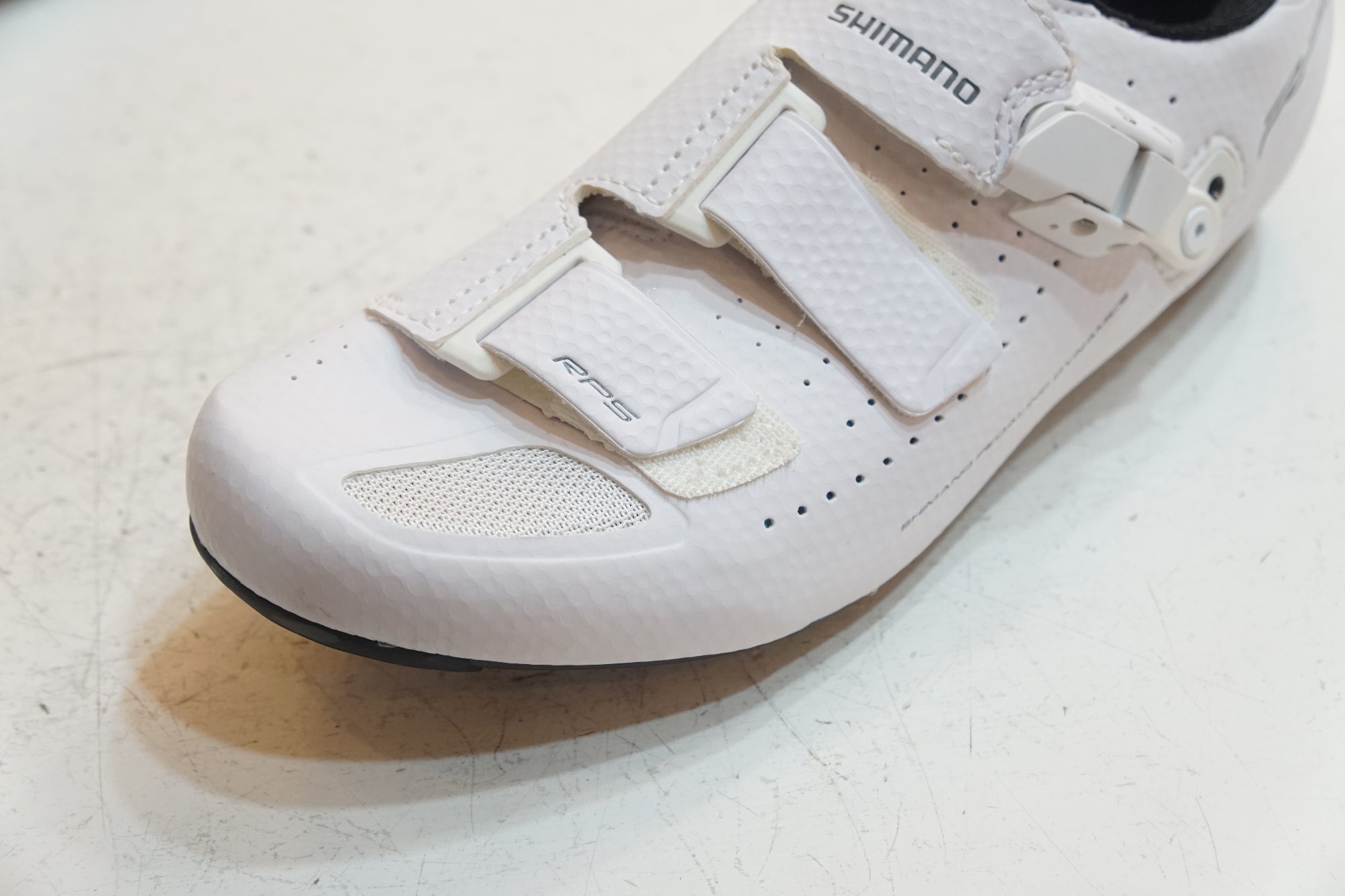 SHIMANO 「シマノ」 SH-RP500-SW 25.8cm シューズ / バイチャリ浦和ベース