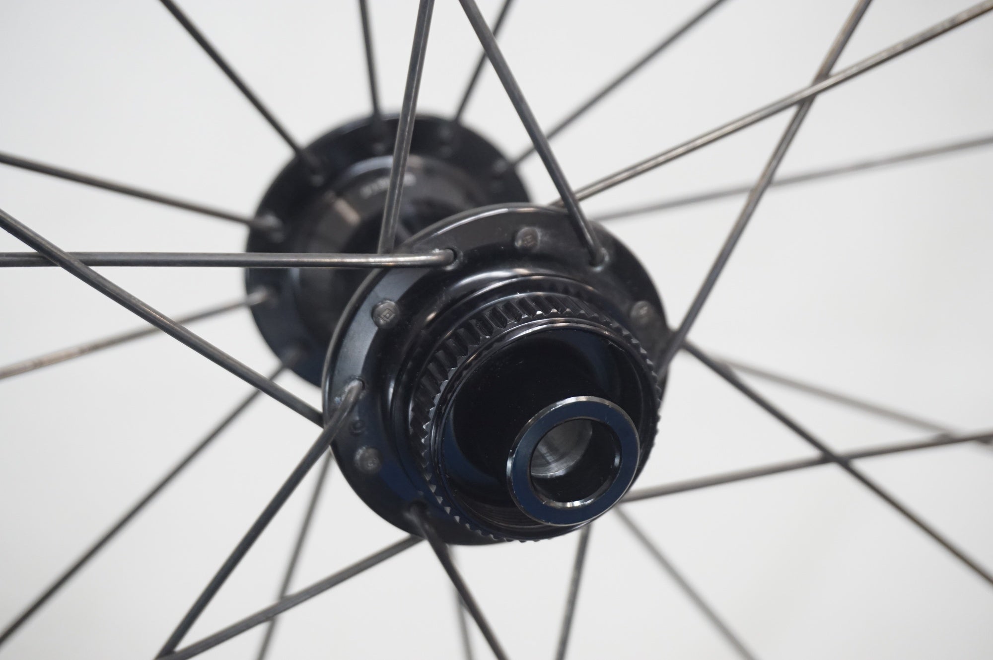 DT SWISS 「ディーティースイス」 R470 DISC フロントホイール / 福岡