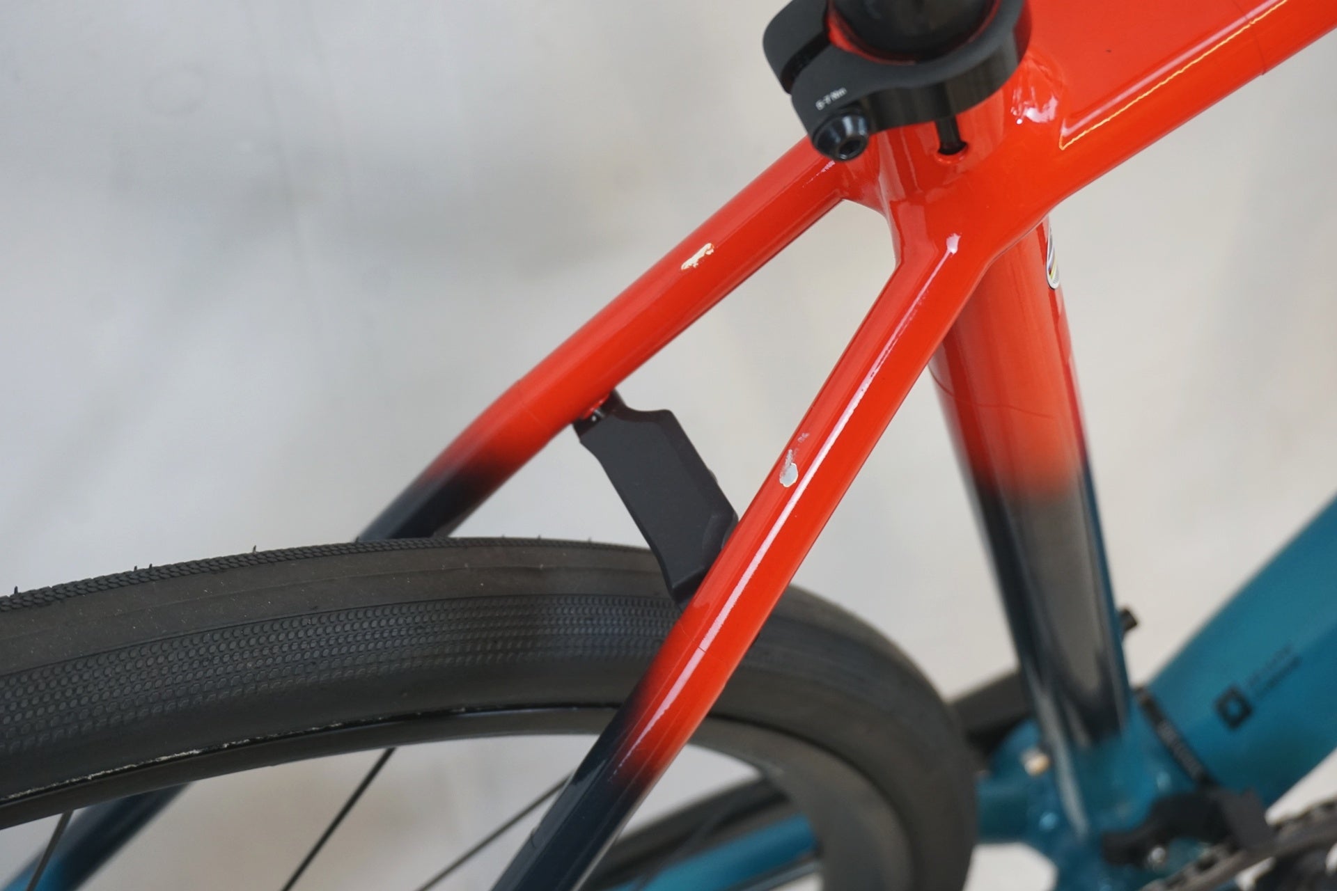TREK 「トレック」 CROCKETT 2023年モデル ロードバイク / 有明