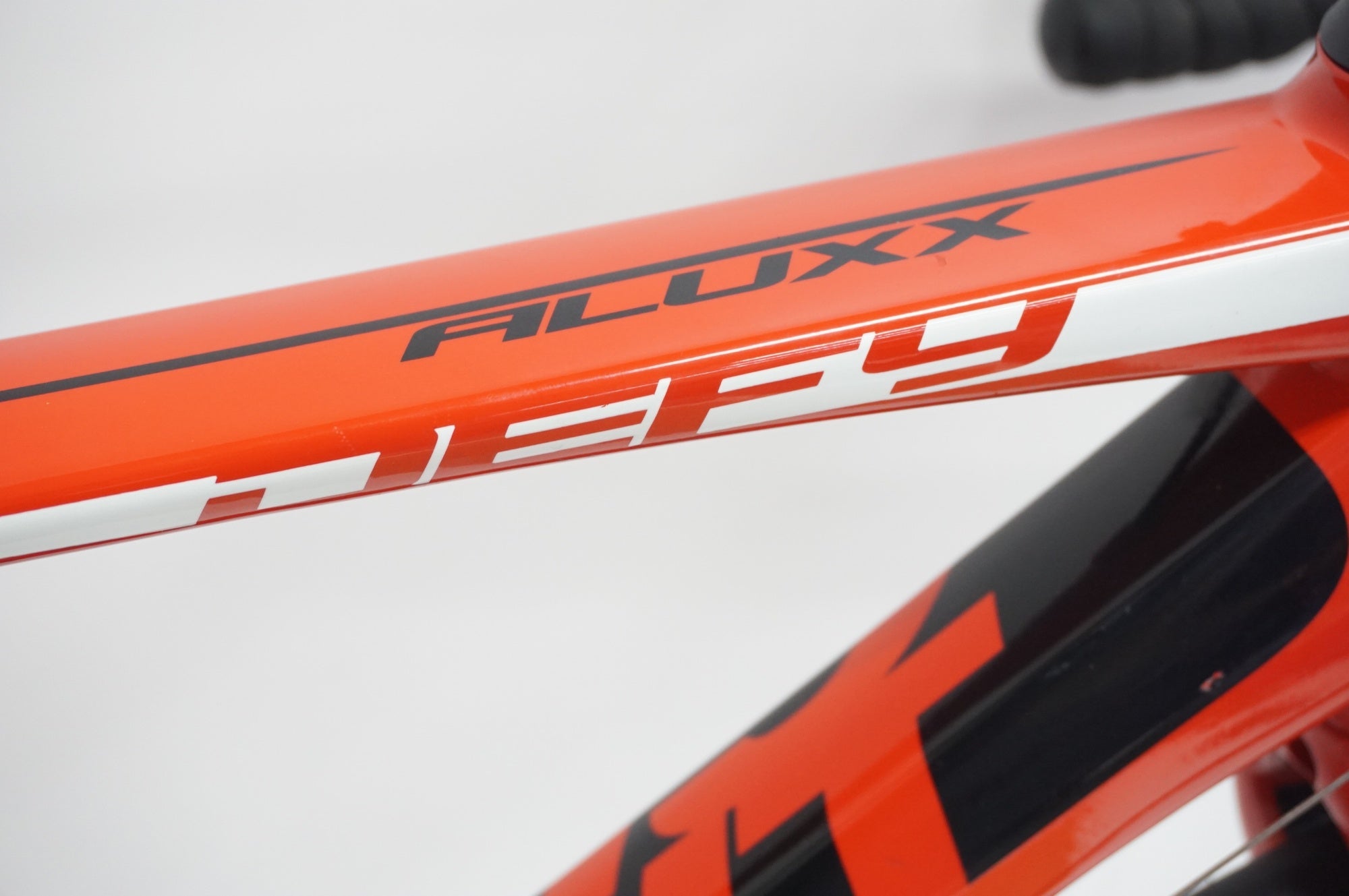 GIANT 「ジャイアント」 DEFY3 2013年モデル ロードバイク / 福岡店