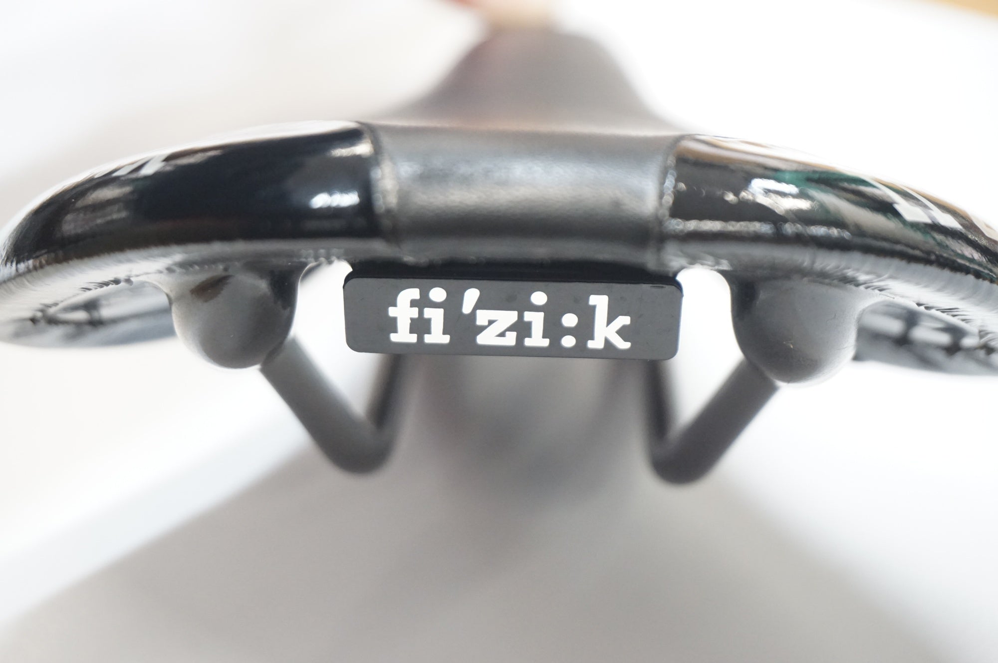 FIZIK 「フィジーク」 ANTARES MANGANESE サドル / 福岡店