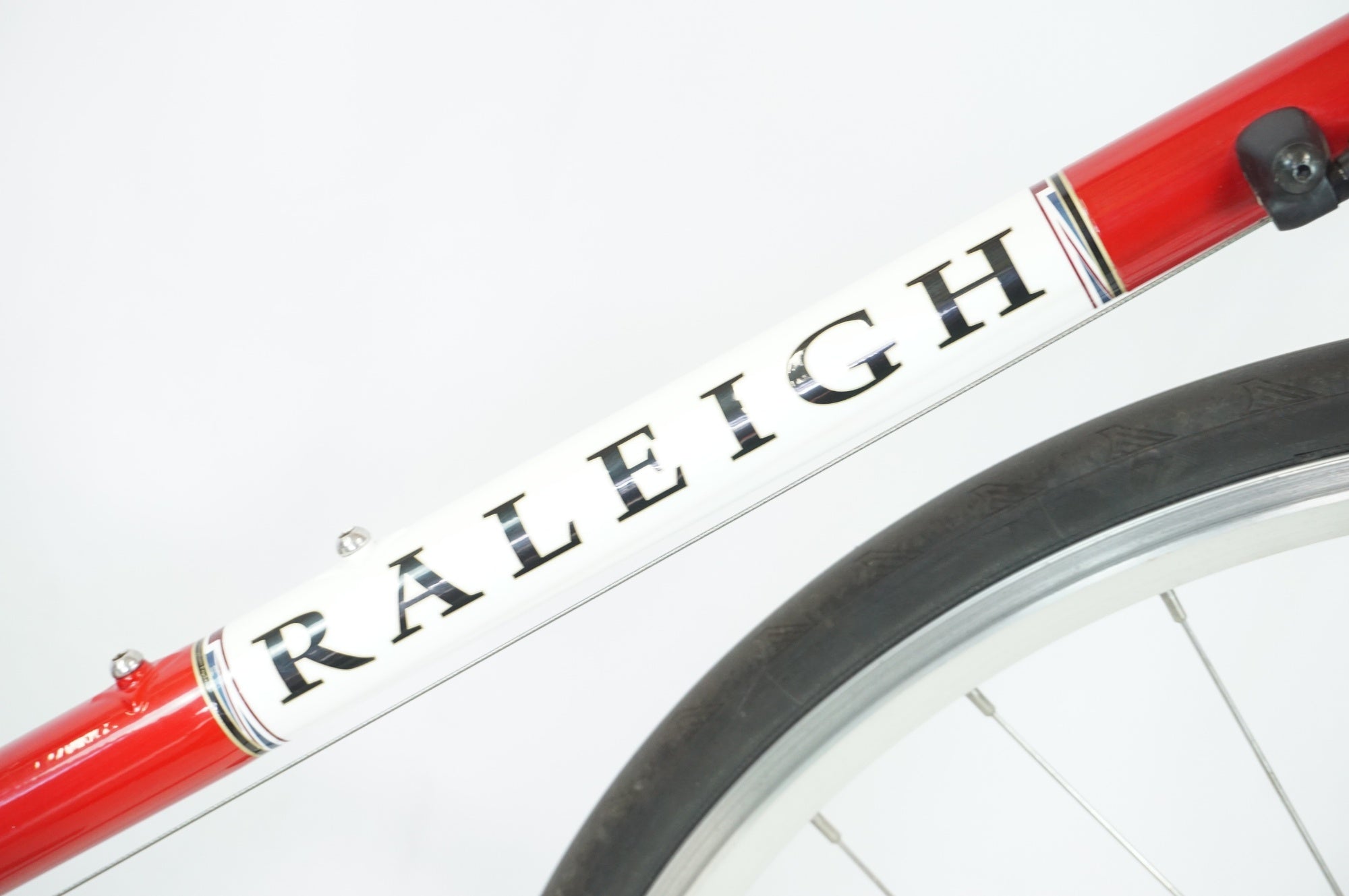 自転車 RALEIGH CRF 105 RALEIGH 「ラレー」 CRF CARLTON-F 105 2019年モデル ロードバイク