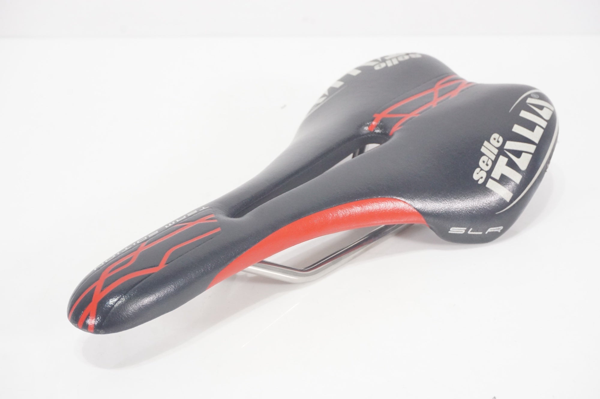 SELLE ITALIA 「セライタリア」 TEAM EDITION サドル / AKIBA店