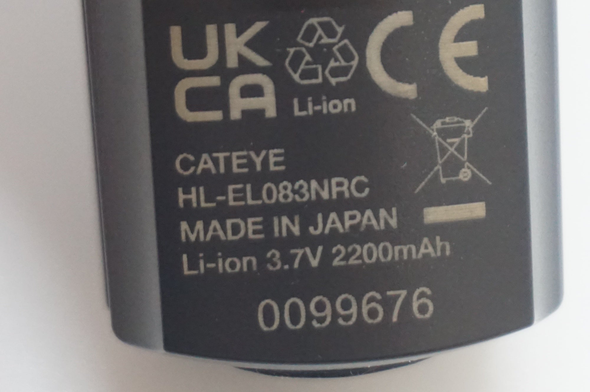 CATEYE 「キャットアイ」 AMPP300N フロントライト / 福岡店